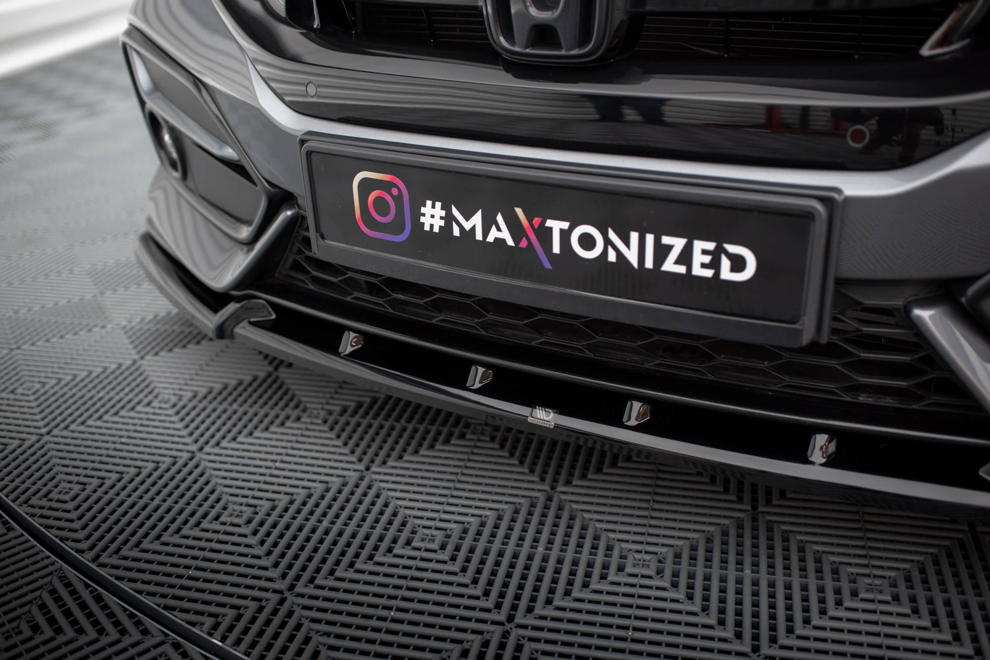 Front Splitter Honda Civic Sport Mk 10 - Image 3