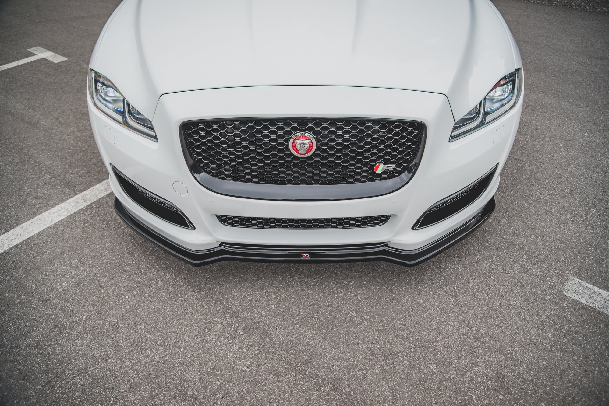 Front Splitter Jaguar XJ R-Sport X351 Facelift - Image 3