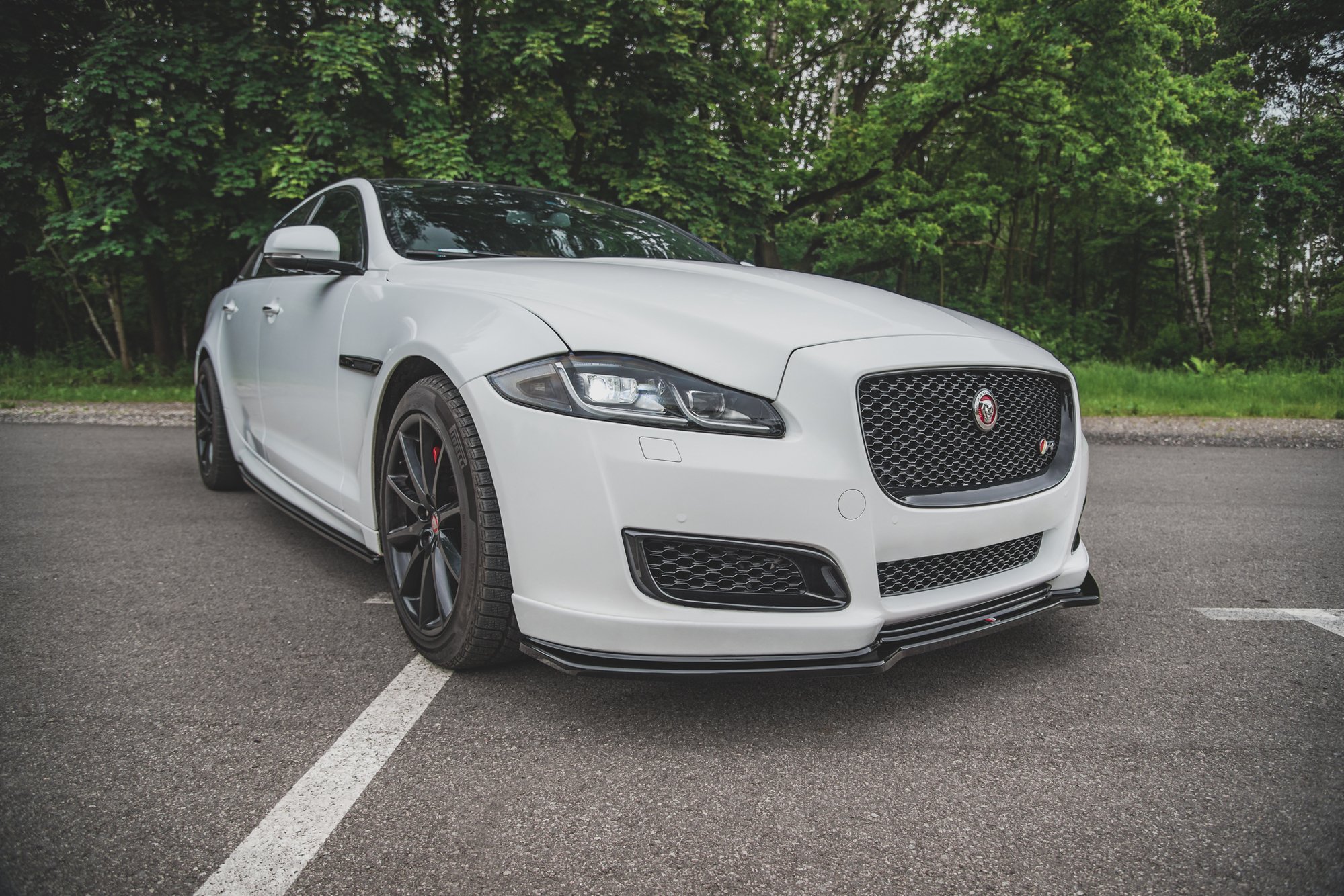 Front Splitter Jaguar XJ R-Sport X351 Facelift - Image 5