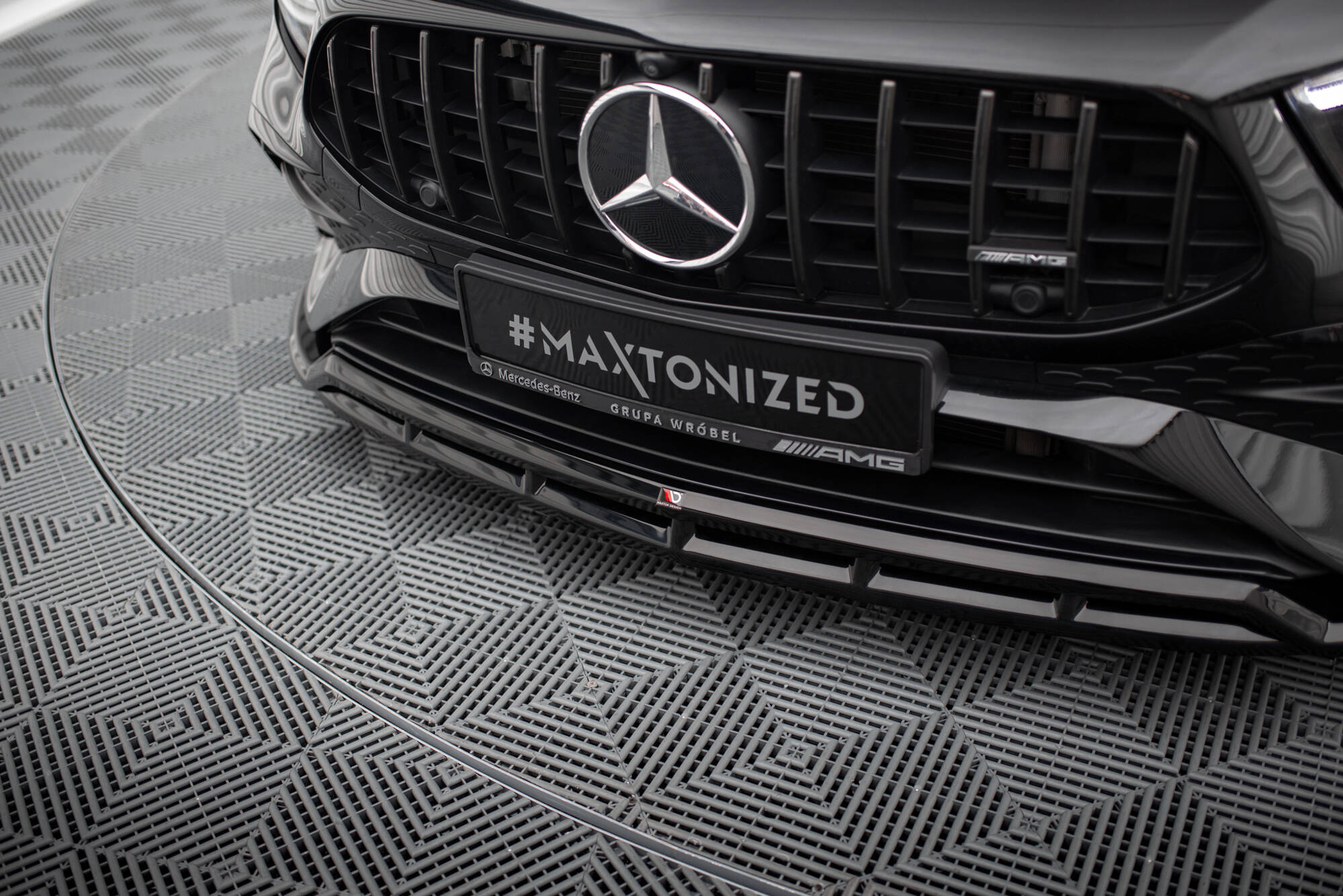 Front Splitter Mercedes-AMG A35 / A AMG-Line W177 Facelift - Image 3