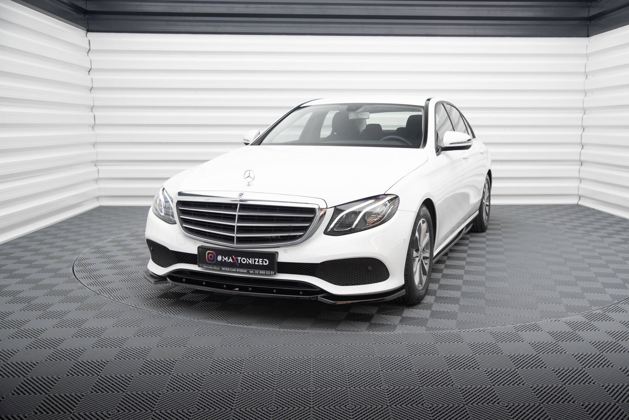 Front Splitter Mercedes-Benz E W213 - Image 4