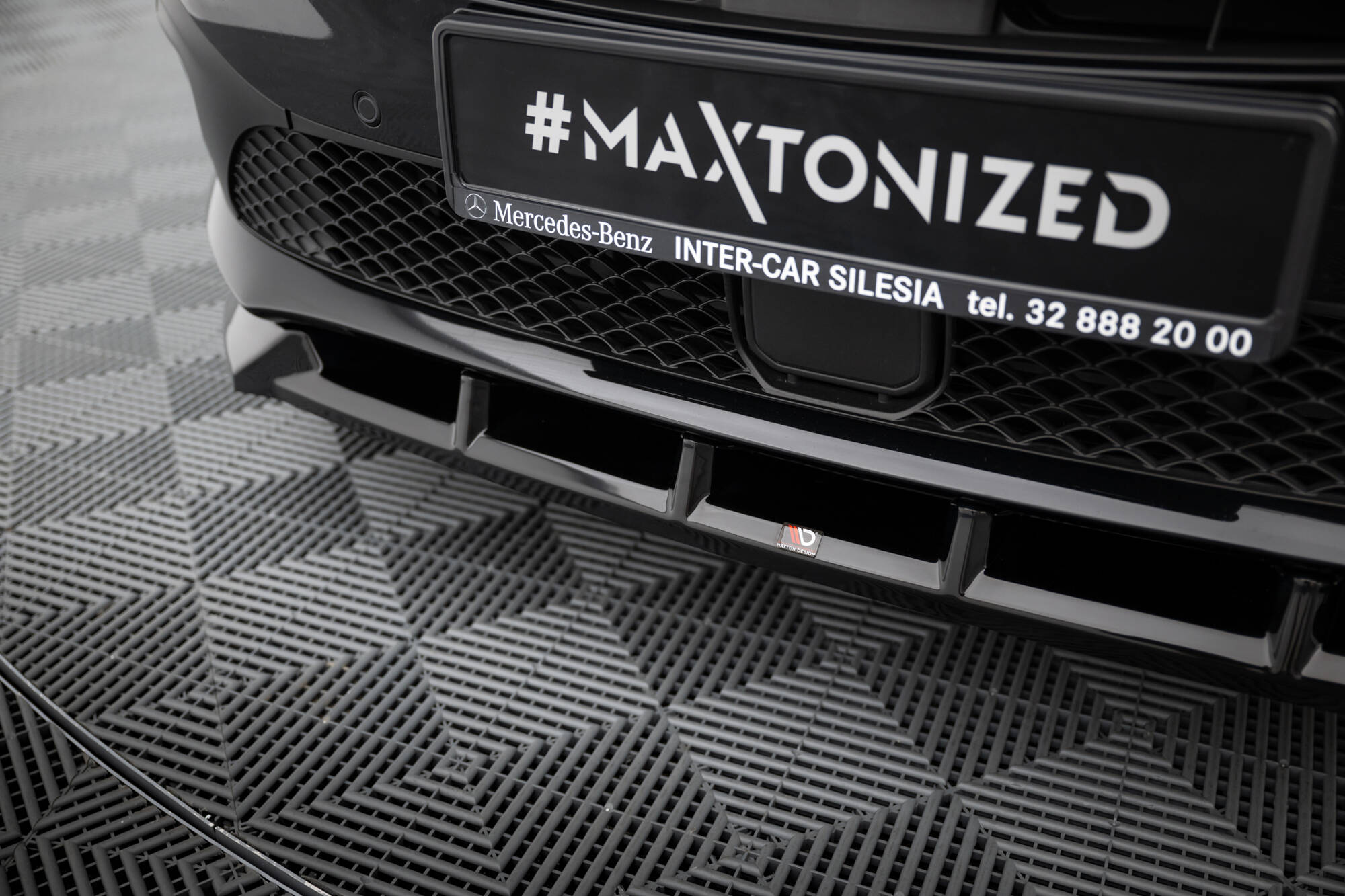 Front Splitter Mercedes-Benz T W420 - Image 3