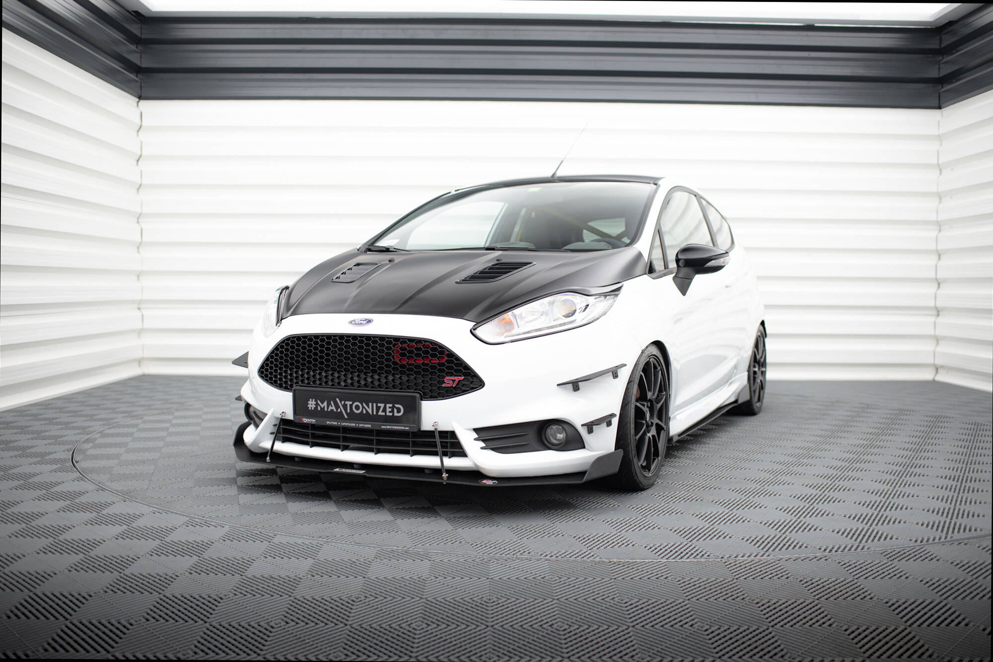 Front Splitter Racing V.2 Ford Fiesta ST Mk7 FL - Image 2