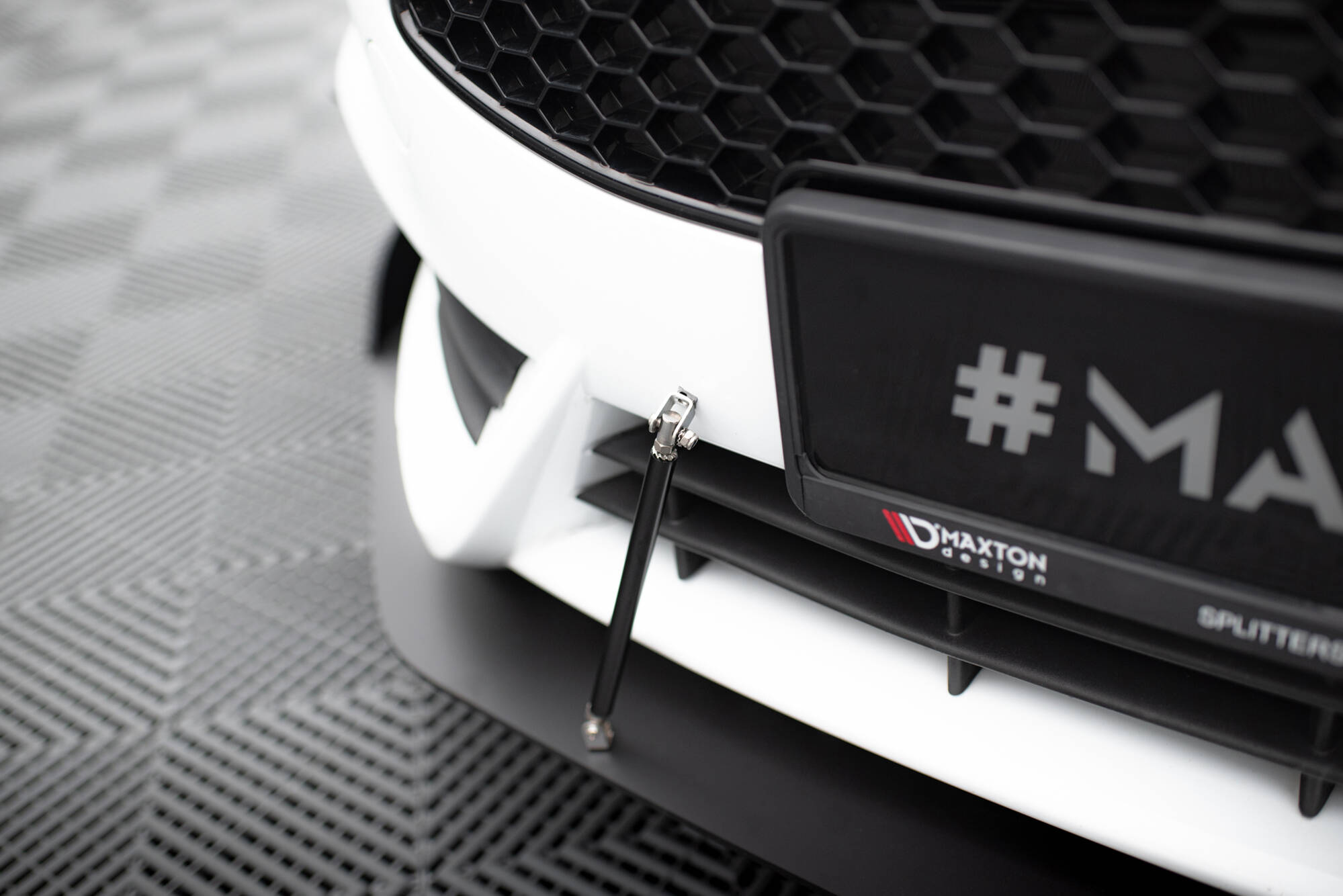 Front Splitter Racing V.2 Ford Fiesta ST Mk7 FL - Image 4