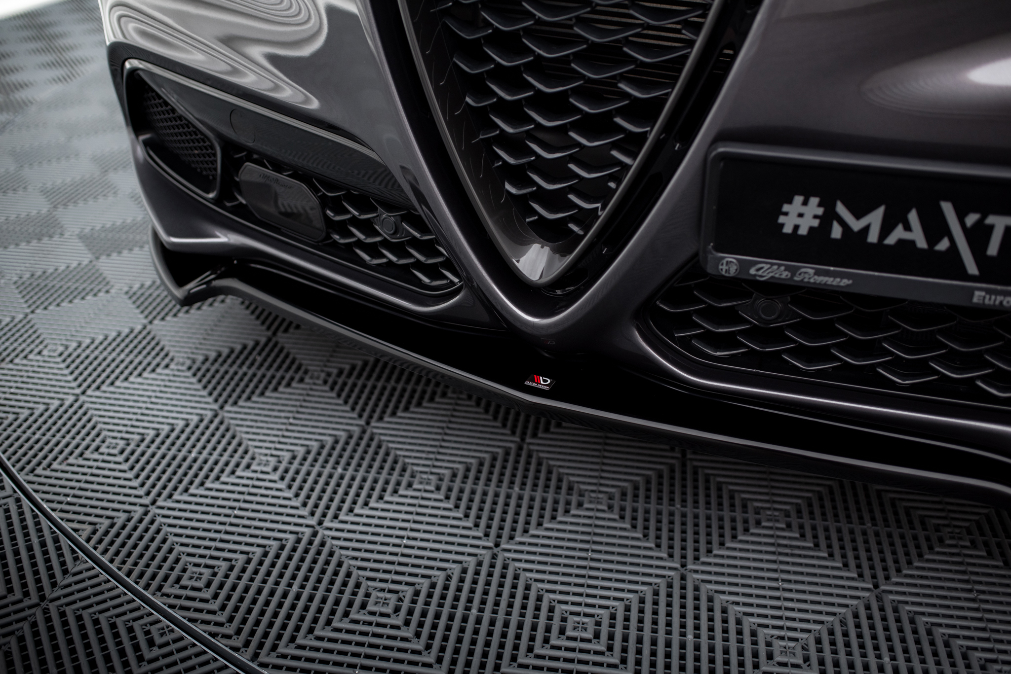 Front Splitter V.1 Alfa Romeo Stelvio Mk1 - Image 2