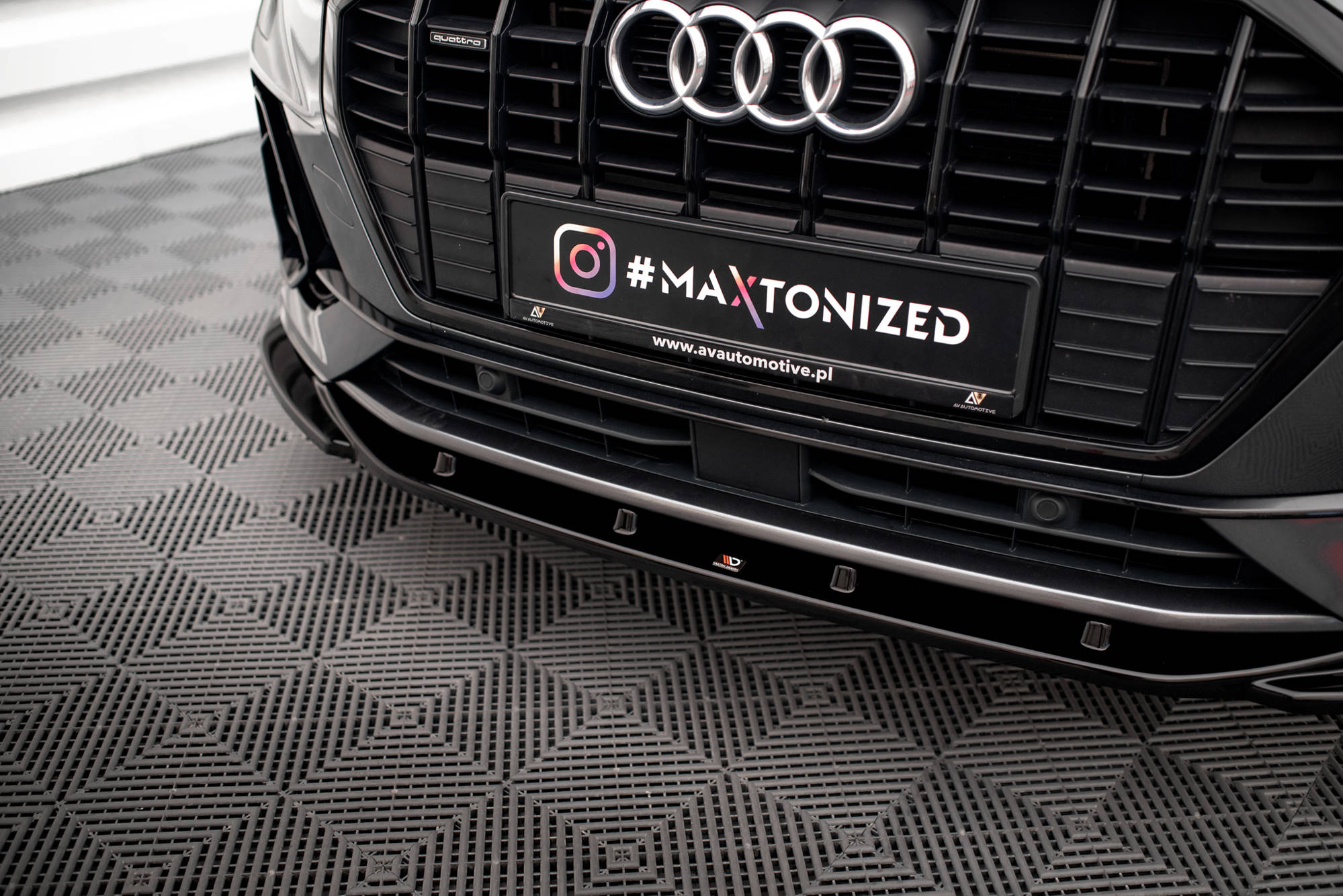 Front Splitter V.1 Audi Q3 S-Line SUV F3 - Image 3