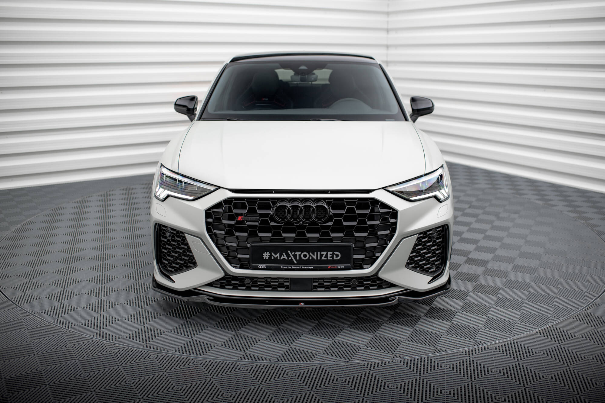 Front Splitter V.1 Audi RSQ3 F3 - Image 2