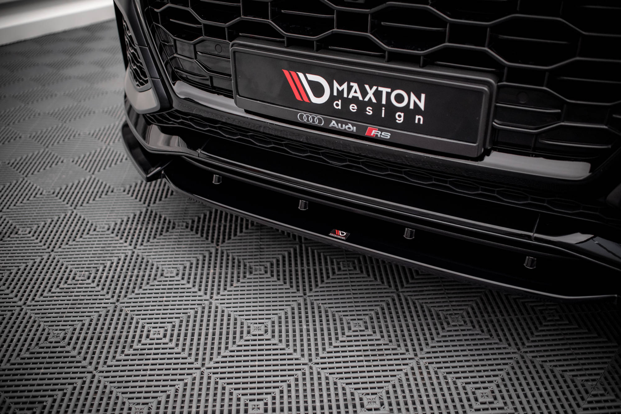 Front Splitter V.1 Audi RSQ8 Mk1 - Image 3