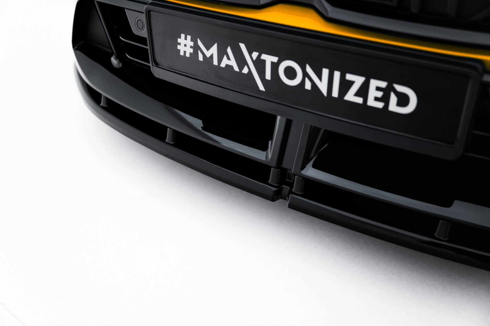 Front Splitter V.1 BMW 1 M-Pack F70 - Image 3