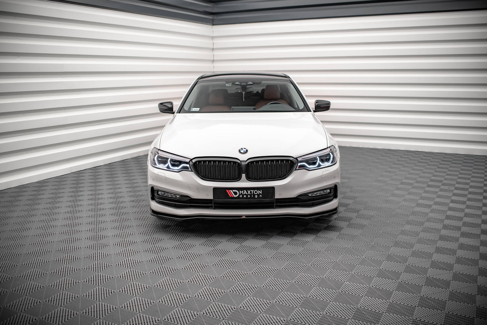 Front Splitter V.1 BMW 5 G30 / G31 - Image 2