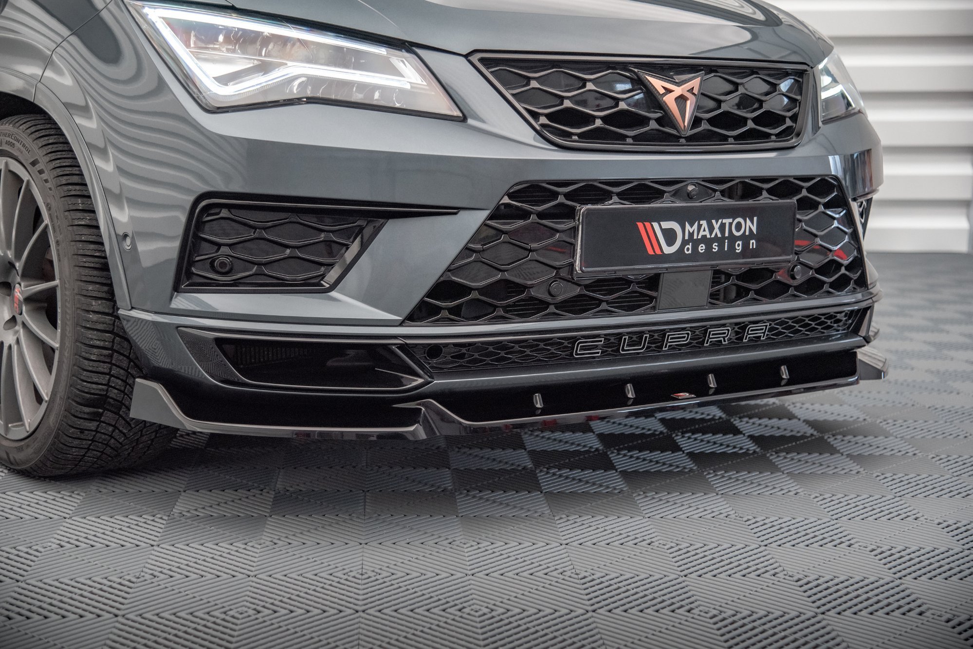 Front Splitter V.1 Cupra Ateca Mk1 - Image 3