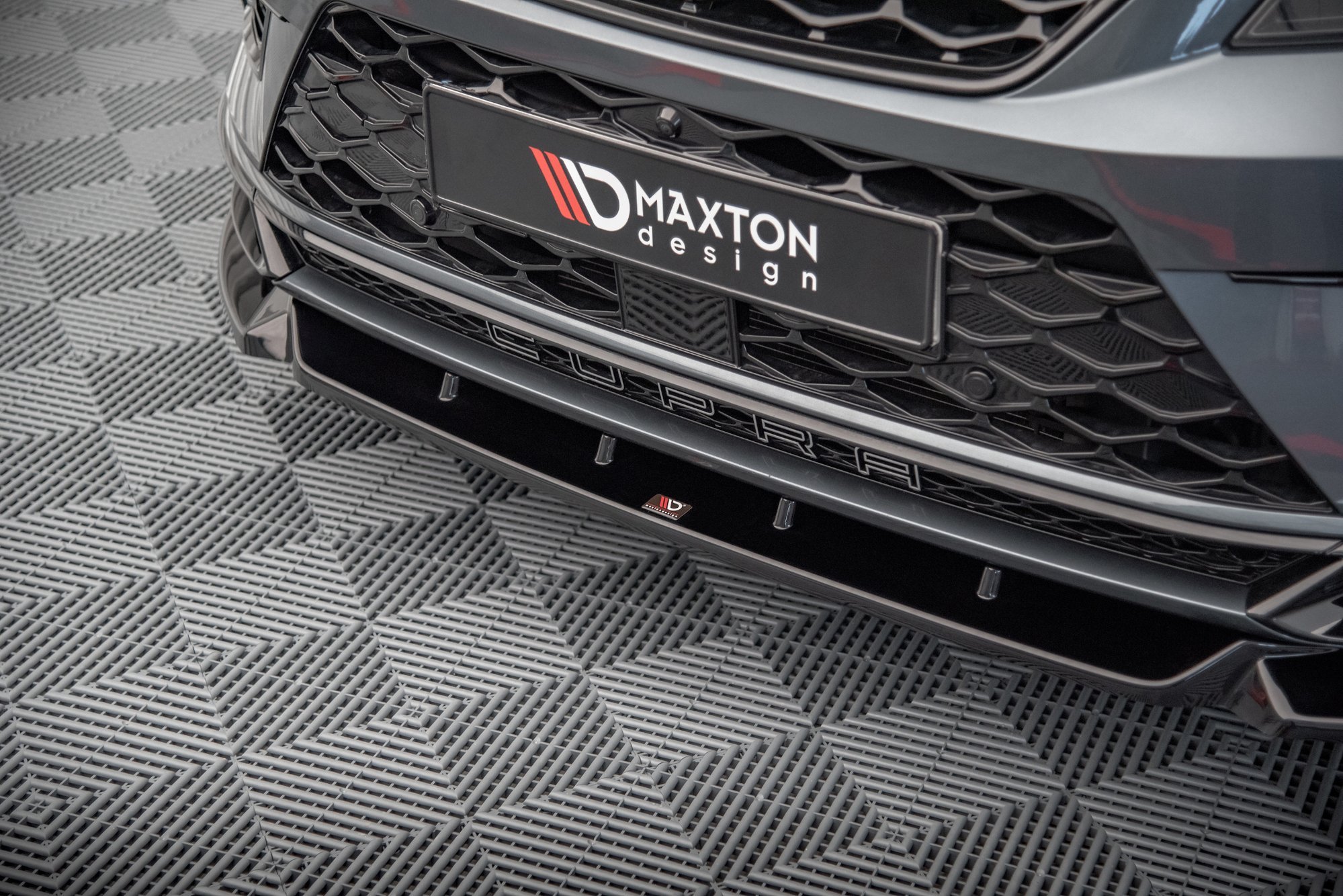 Front Splitter V.1 Cupra Ateca Mk1 - Image 5