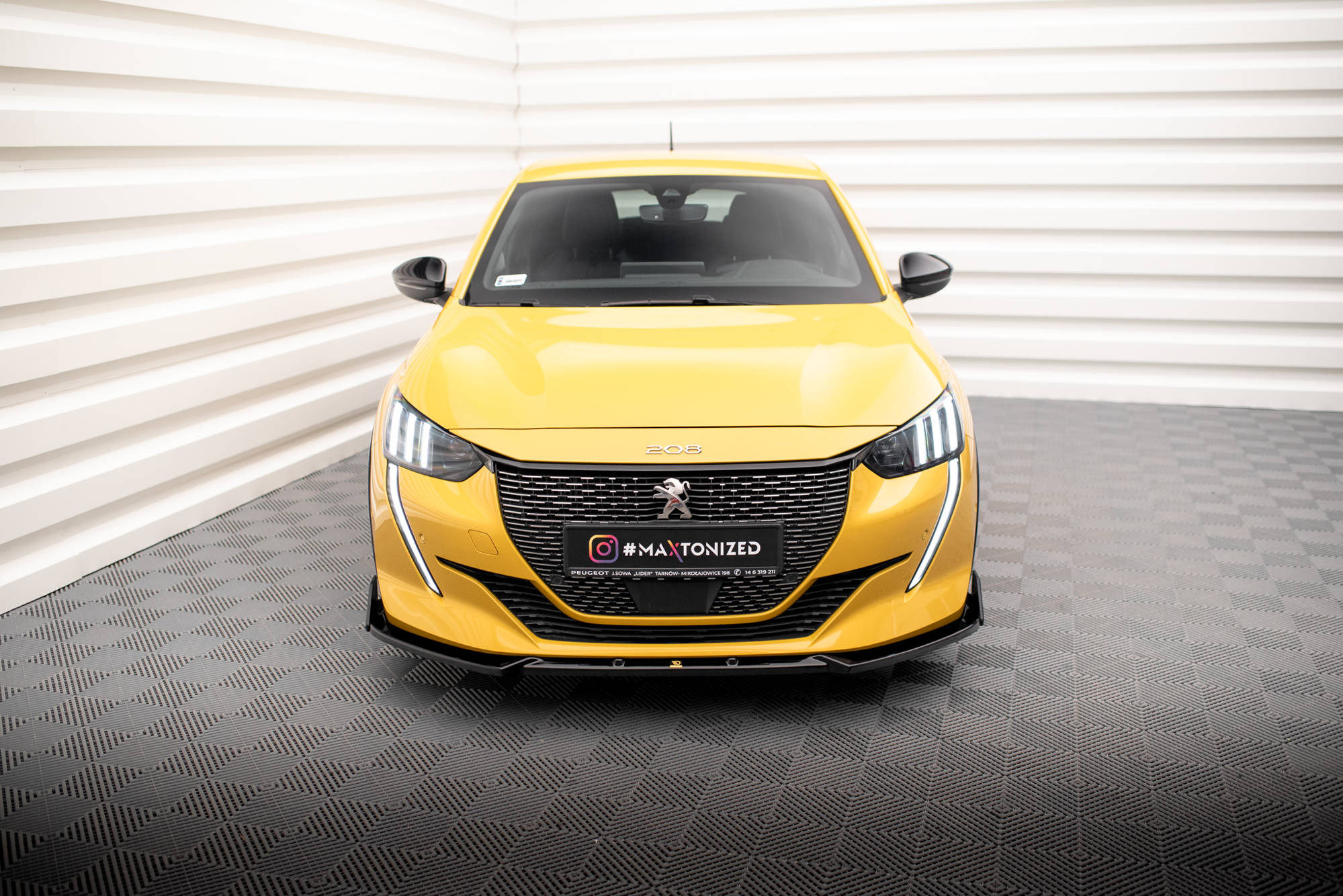 Front Splitter V.1 + Flaps Peugeot 208 GT Mk2 - Image 2