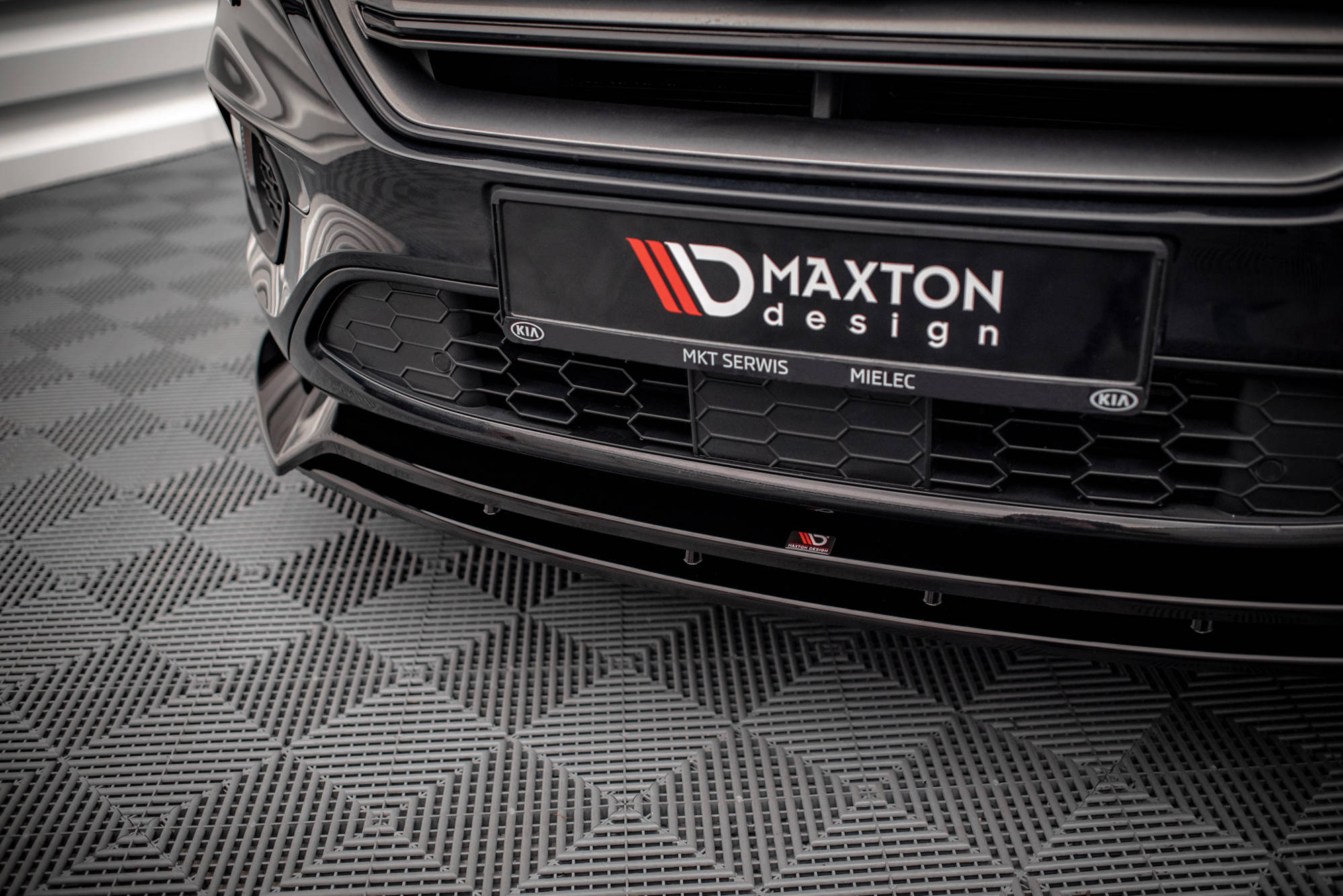 Front Splitter V.1 Ford Escape ST-Line Mk3 - Image 3