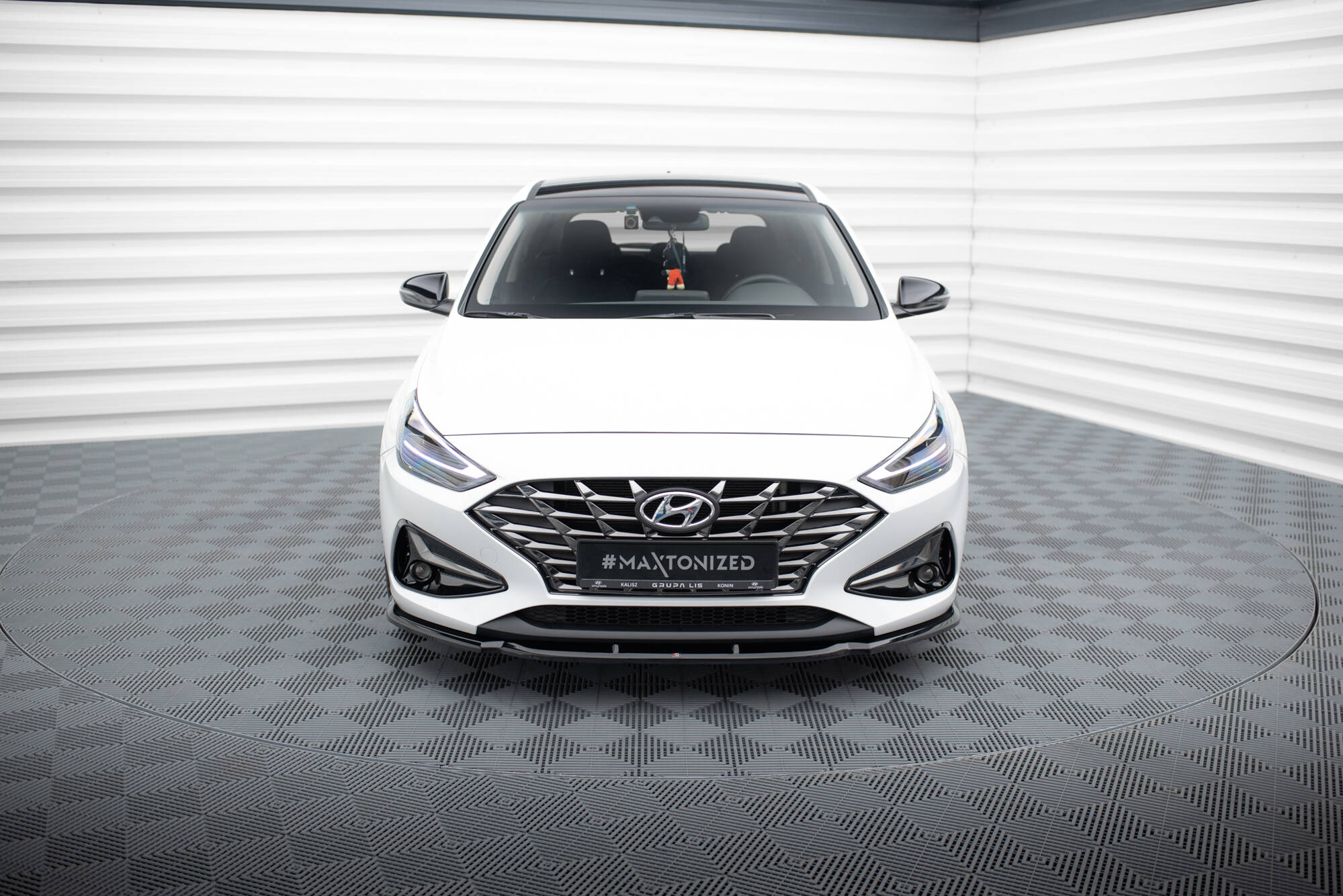 Front Splitter V.1 Hyundai I30 Mk3 Facelift - Image 2