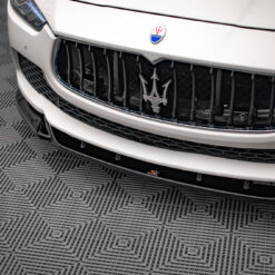 Alternative view of Front Splitter V.1 Maserati Ghibli Mk3