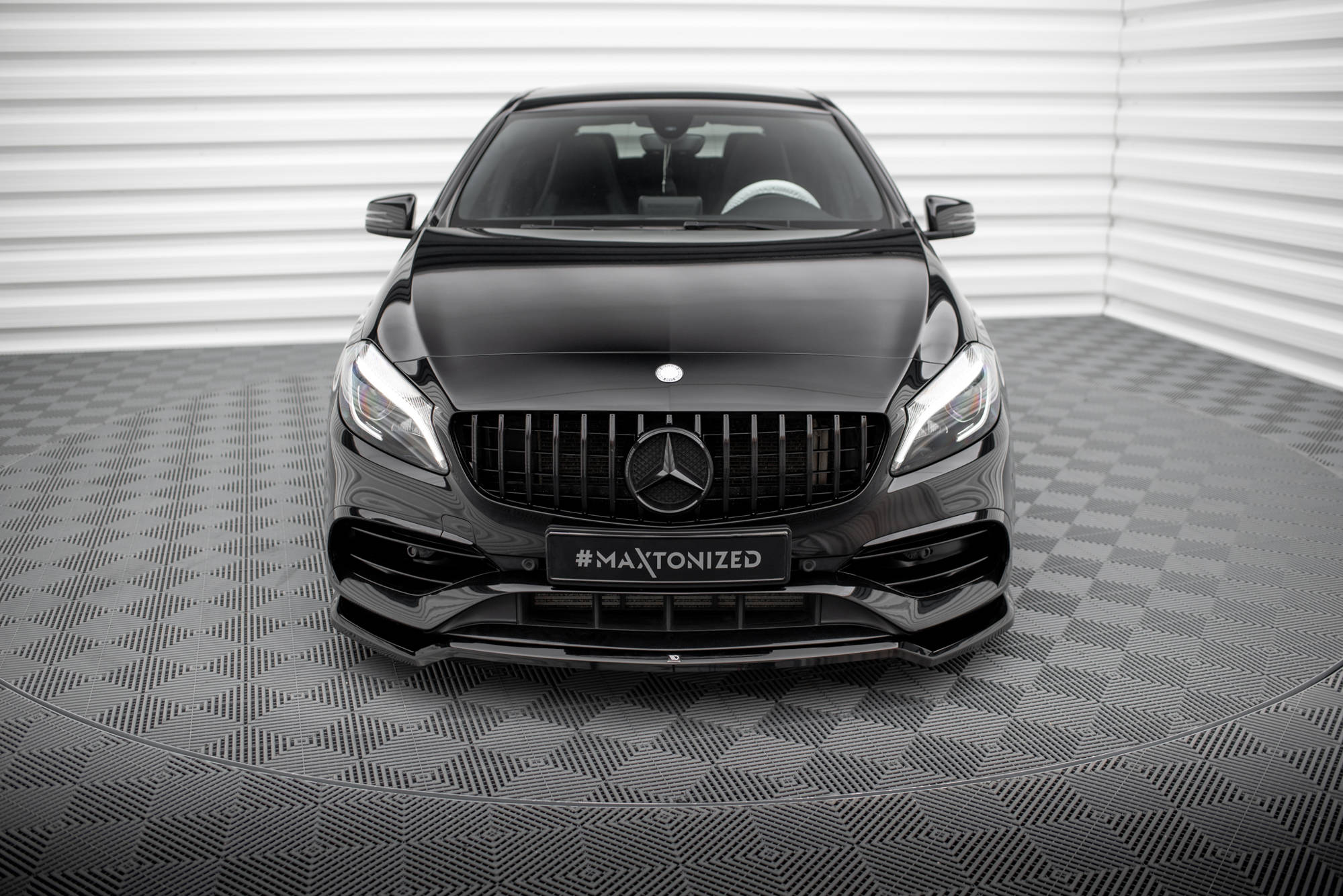 Front Splitter V.1 Mercedes-Benz A AMG-Line W176 Facelift - Image 2