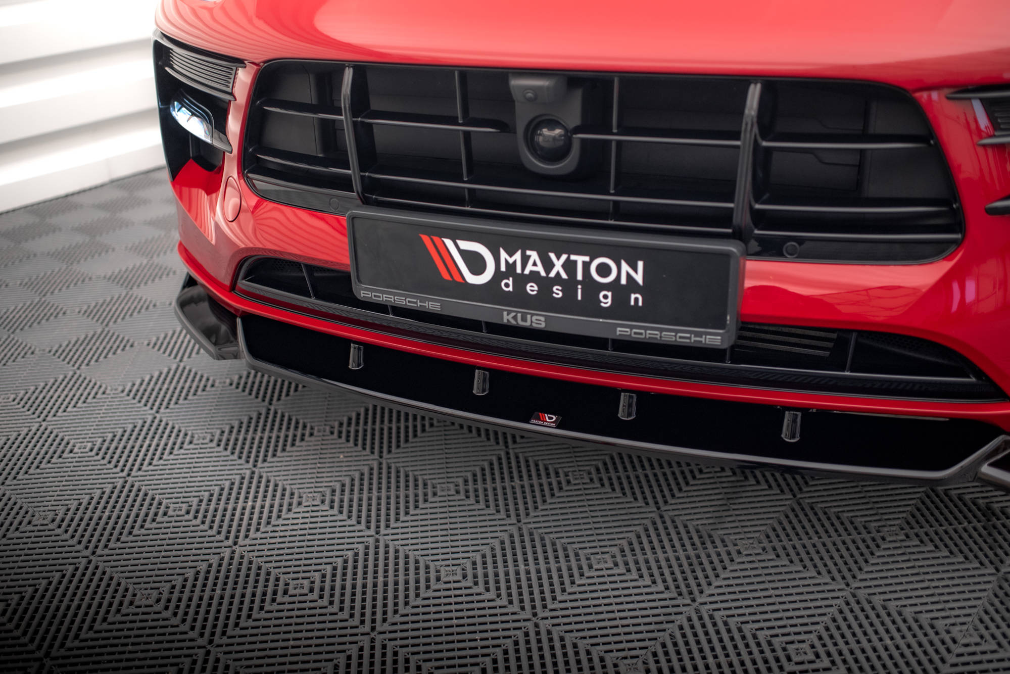 Front Splitter V.1 Porsche Macan GTS / Sport Design Mk1 Facelift - Image 3
