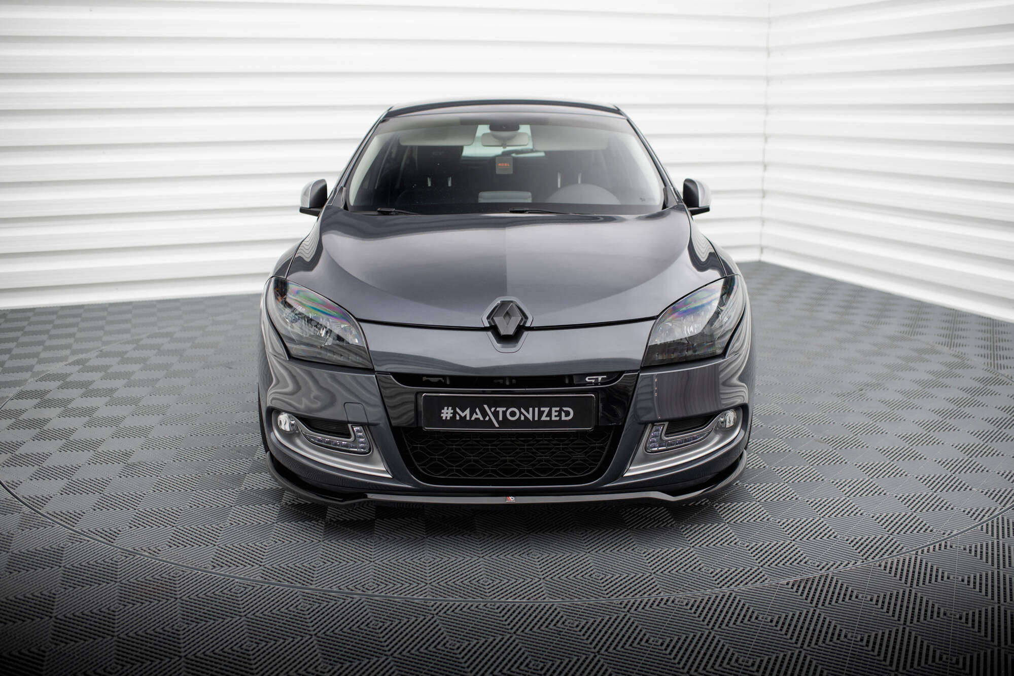 Front Splitter V.1 Renault Megane GT Mk3 Facelift - Image 2