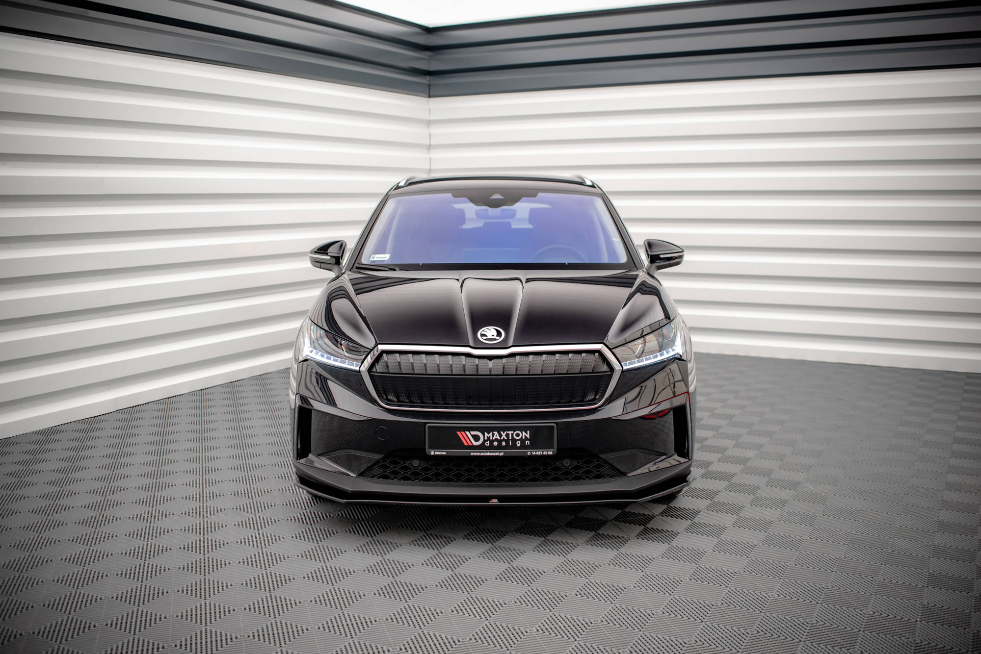 Front Splitter V.1 Skoda Enyaq iV - Image 2