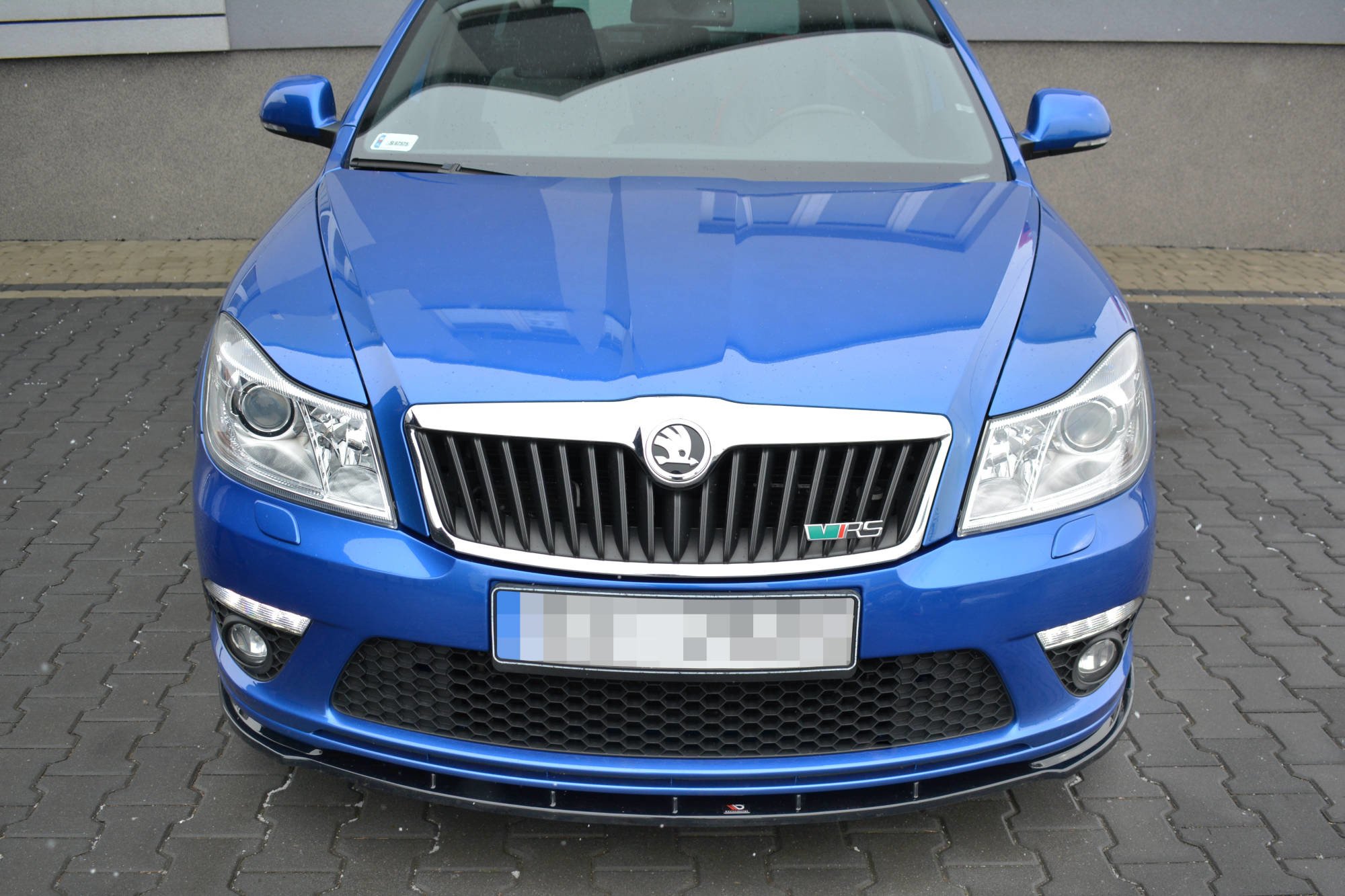 Front Splitter V.1 Skoda Octavia RS Mk2 FL - Image 2