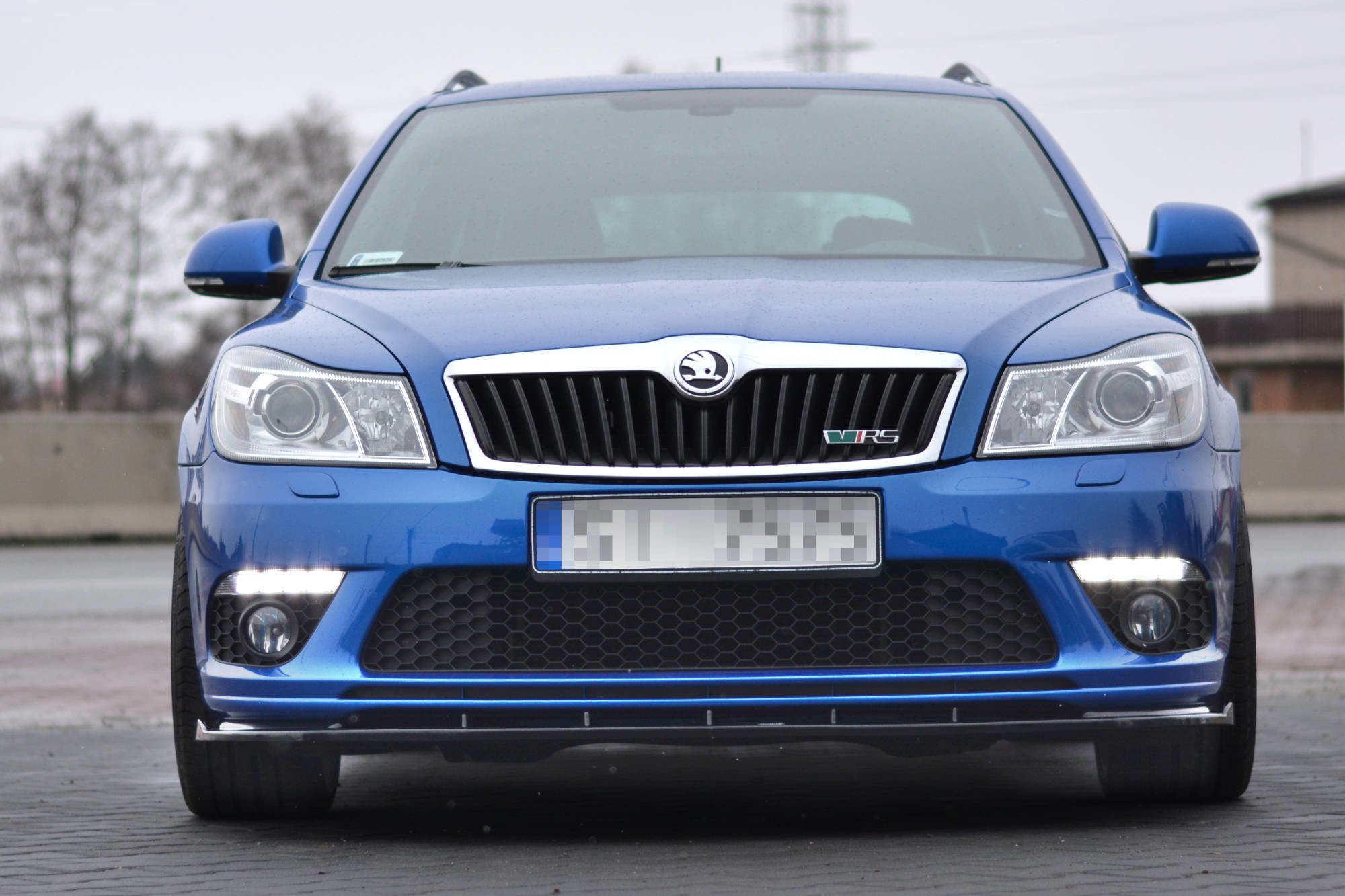Front Splitter V.1 Skoda Octavia RS Mk2 FL - Image 3