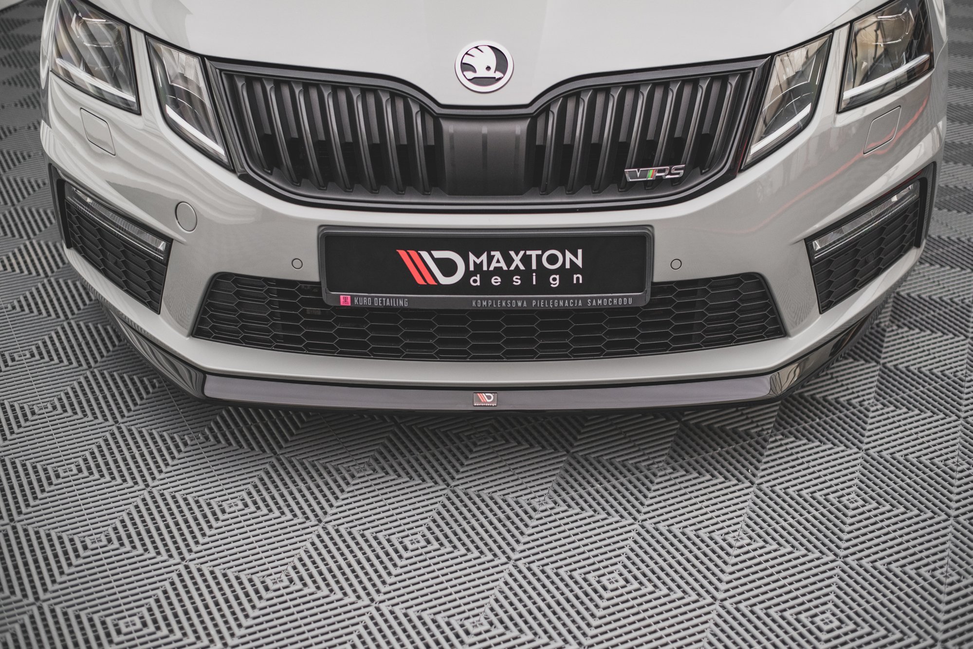 Front Splitter V.1 Skoda Octavia RS Mk3 Facelift - Image 3