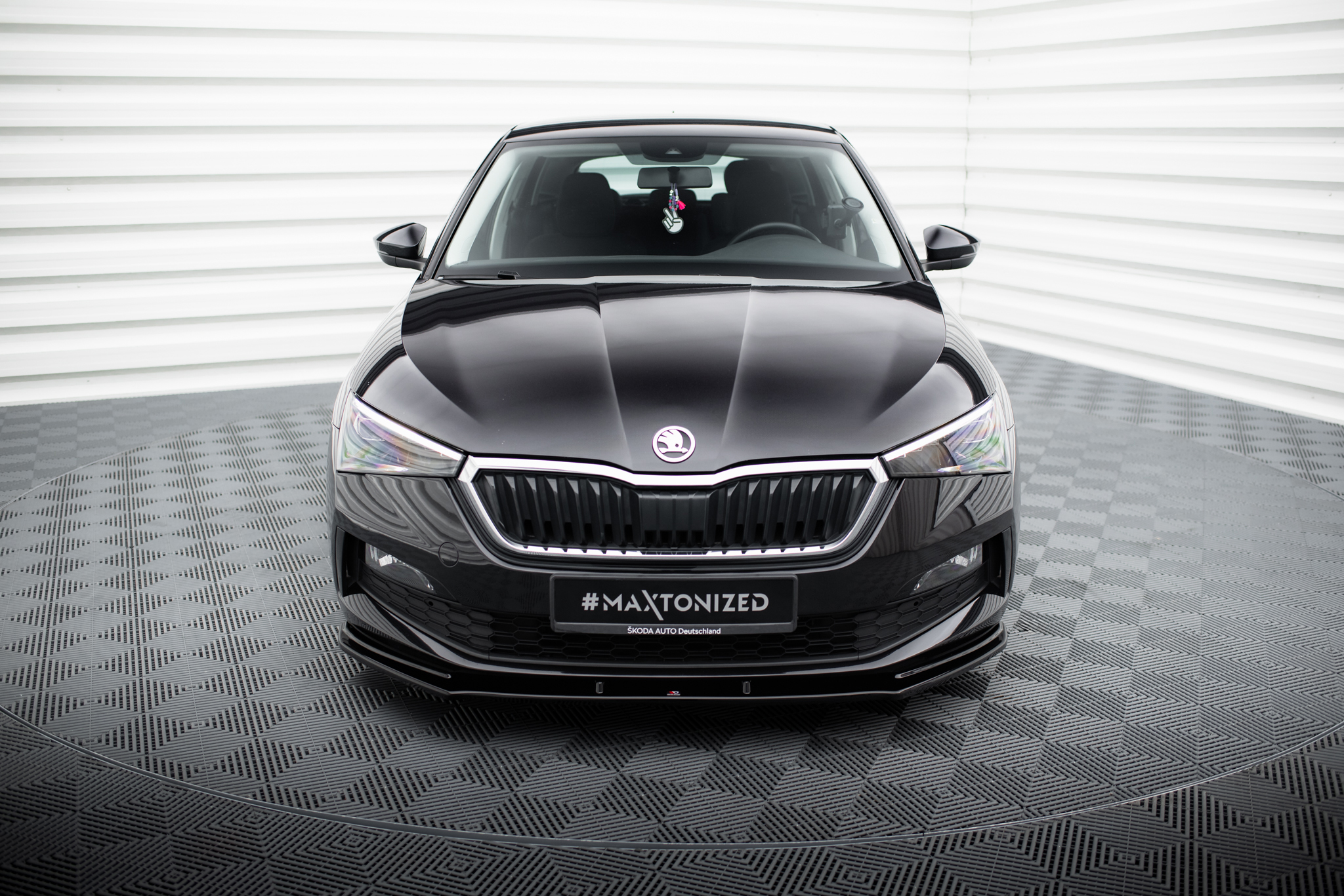 Front Splitter V.1 Skoda Scala - Image 2