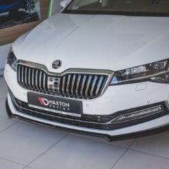 Front Splitter V.1 Skoda Superb Liftback / Combi Mk3 Facelift
