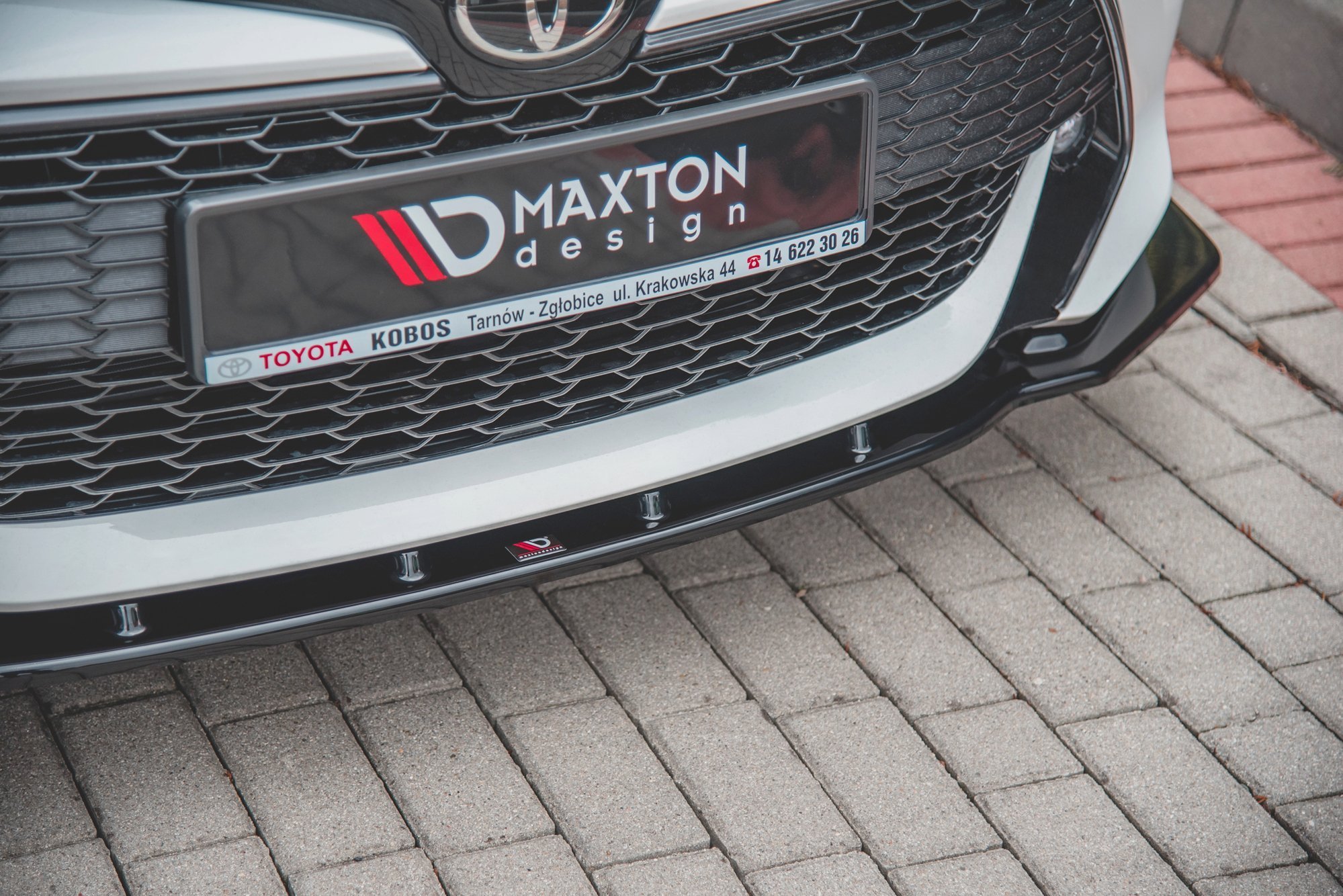 Front Splitter V.1 Toyota Corolla XII Touring Sports/ Hatchback - Image 5