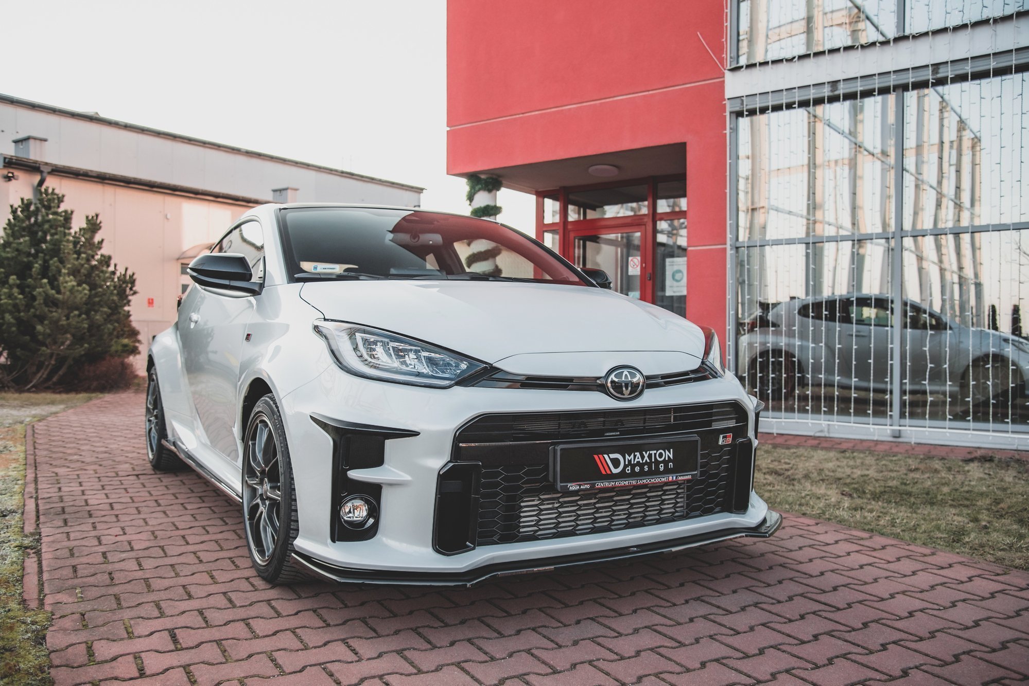 Front Splitter V.1 Toyota GR Yaris Mk4 - Image 4