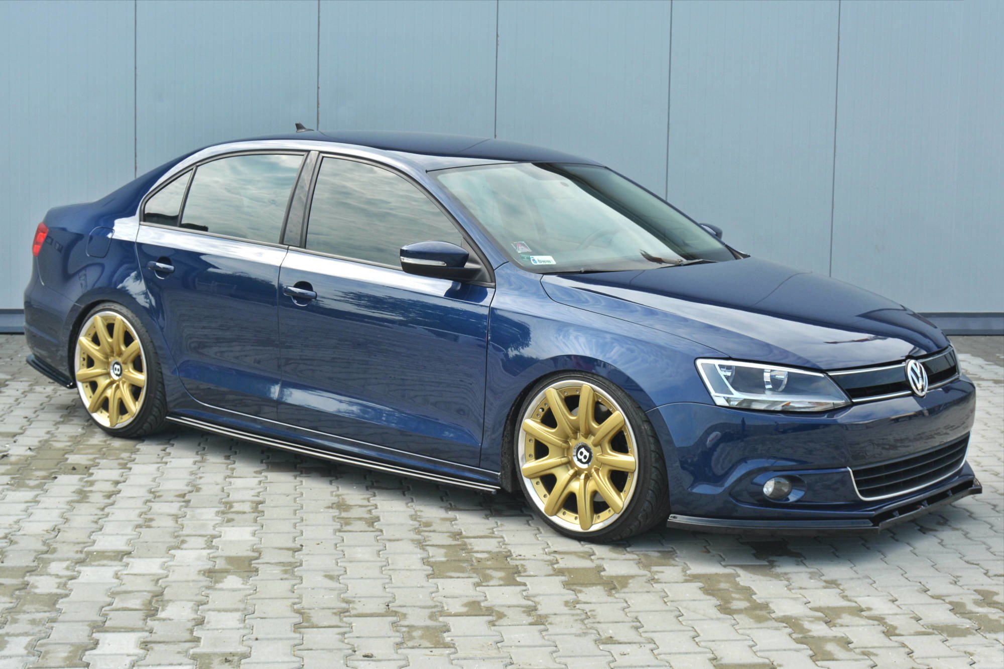 Front Splitter V.1 VW Jetta 6 - Image 4