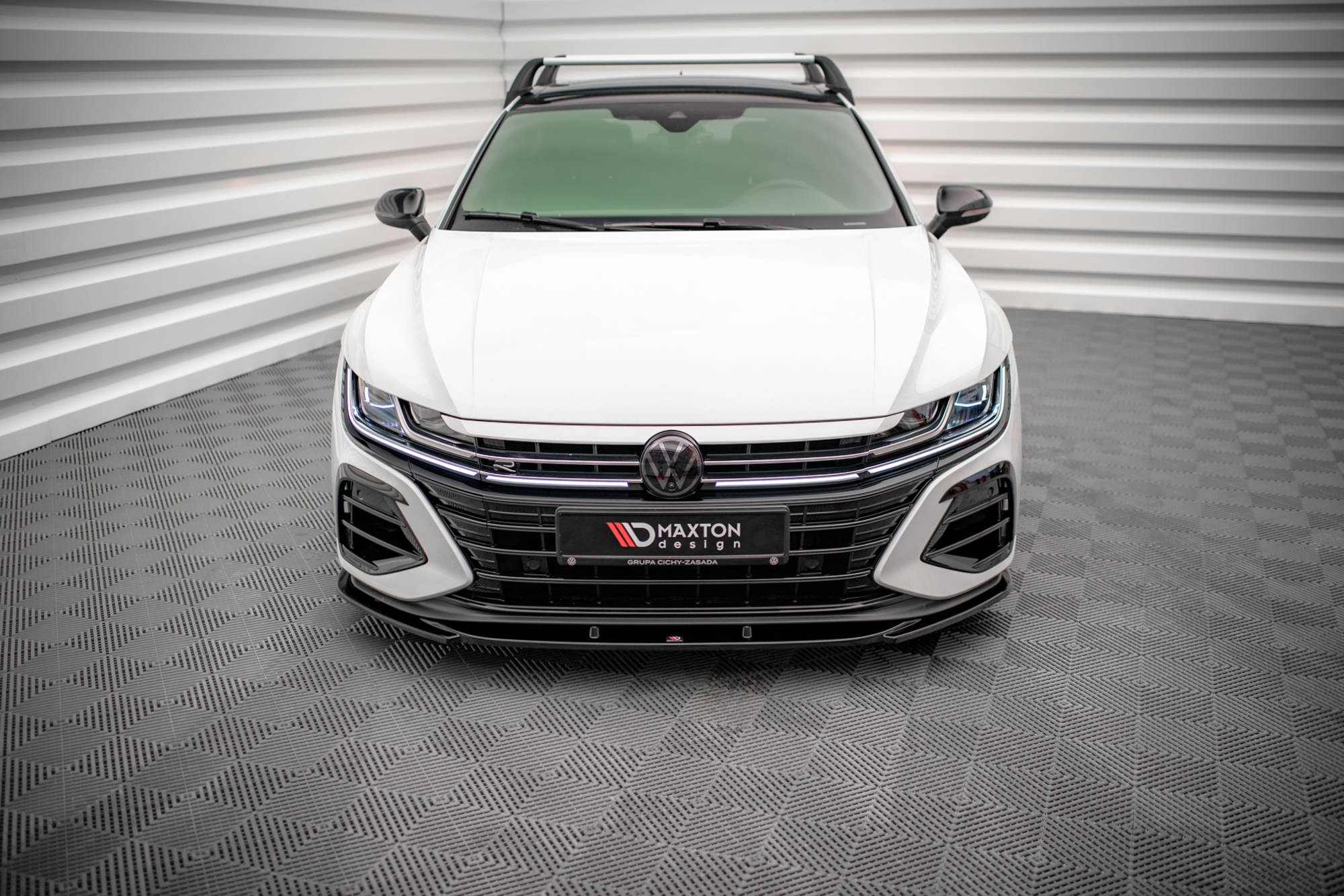 Front Splitter V.1 Volkswagen Arteon R - Image 2