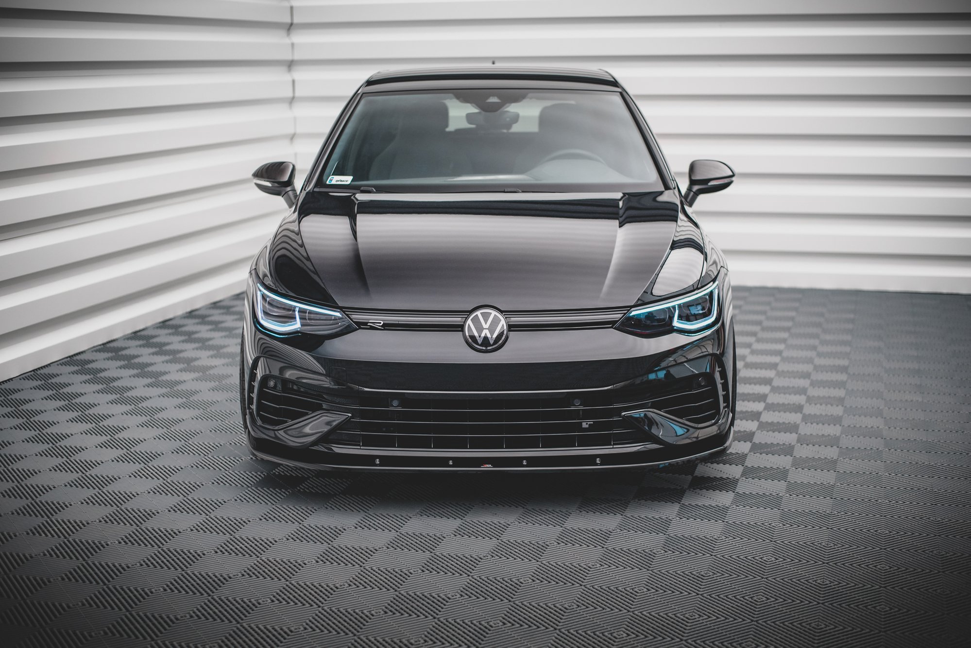 Front Splitter V.1 Volkswagen Golf R Mk8 - Image 2