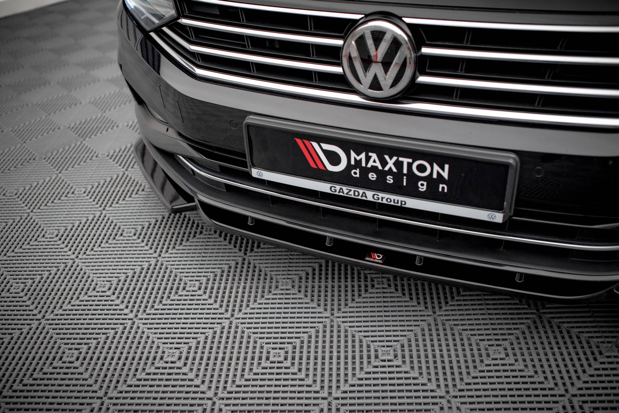 Front Splitter V.1 Volkswagen Passat B8 Facelift - Image 3