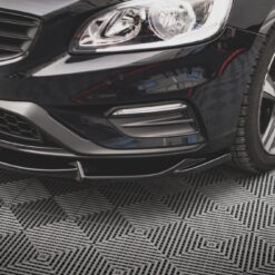 Alternative view of Front Splitter V.1 Volvo S60 R-Design Mk2 Facelift