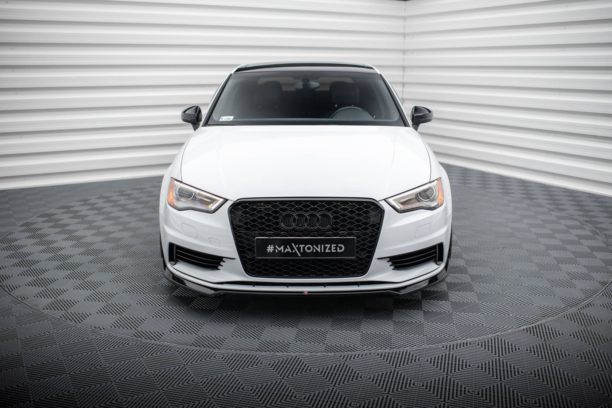 Front Splitter V.2 Audi A3 Sedan 8V - Image 2