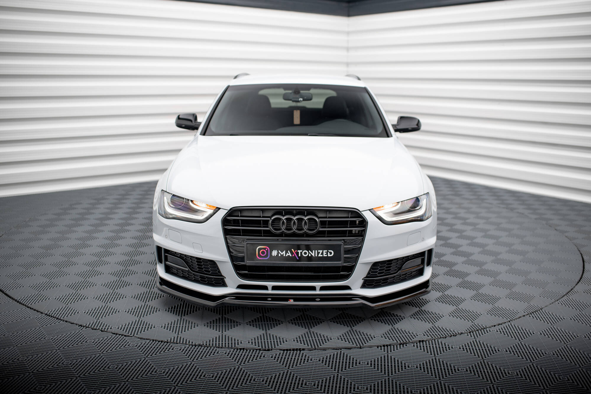 Front Splitter V.2 Audi A4 Competition B8 Facelift - Image 2