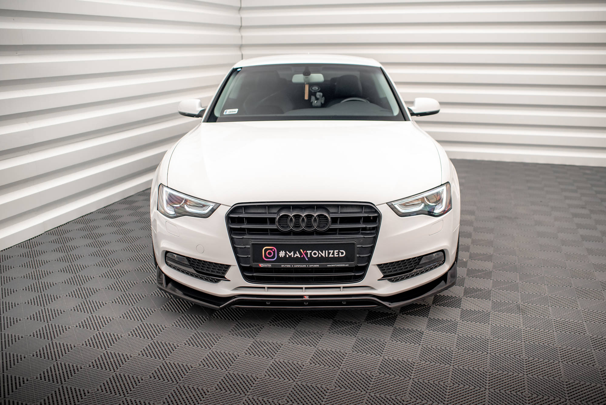 Front Splitter V.2 Audi A5 Coupe / Sportback 8T Facelift - Image 2