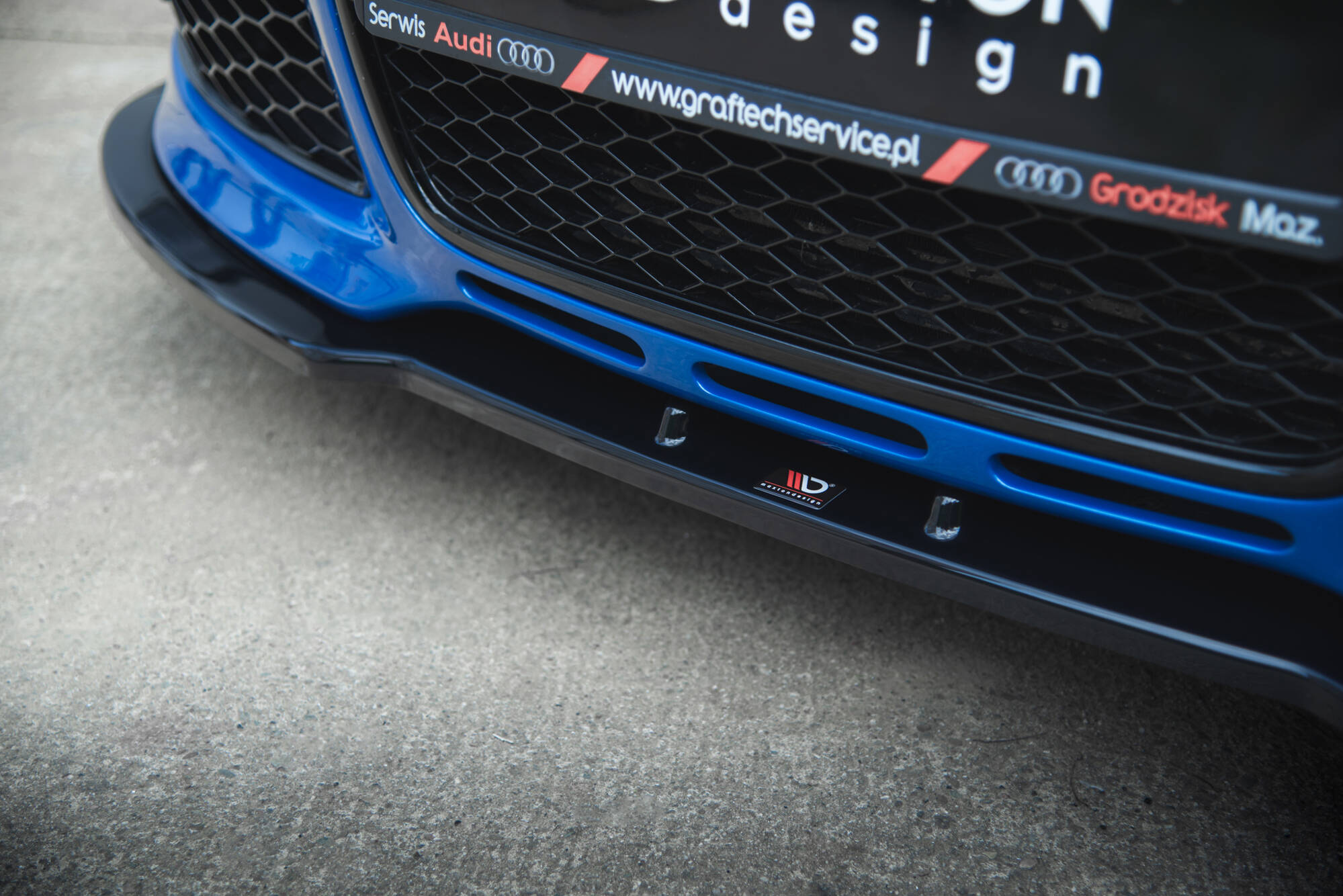 Front Splitter V.2 Audi RS4 B7 - Image 3
