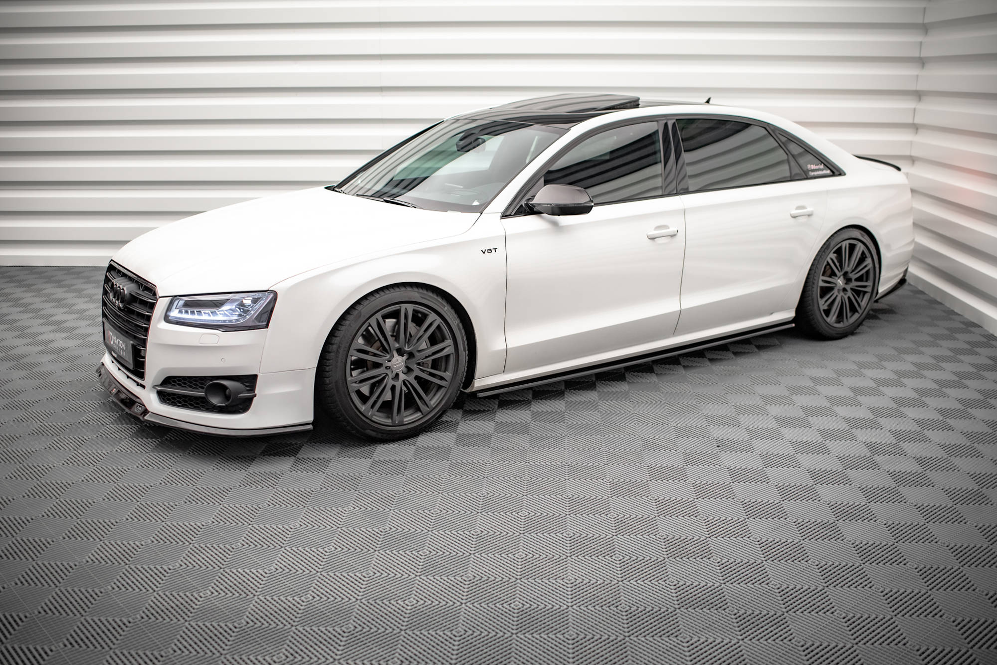 Front Splitter V.2 Audi S8 D4 FL - Image 2