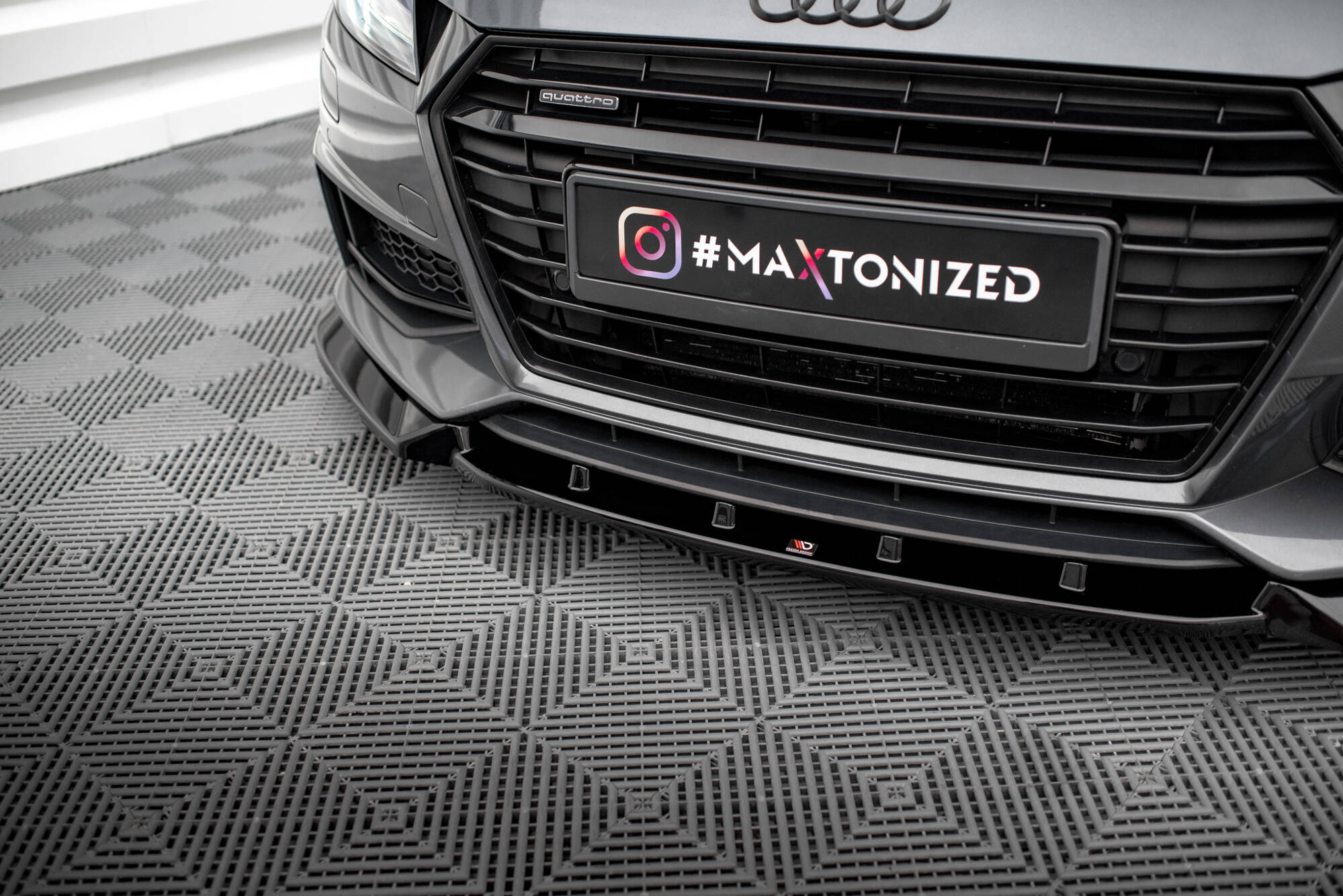 Front Splitter V.2 Audi TT S / S-Line 8S - Image 3