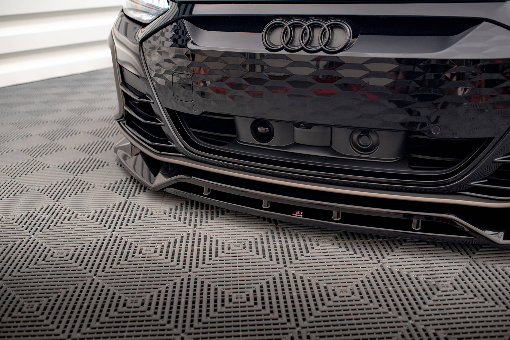 Front Splitter V.2 Audi e-Tron GT / RS GT Mk1 - Image 3