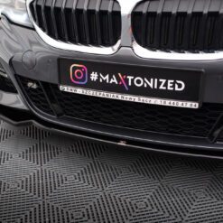 Alternative view of Front Splitter V.2 BMW 3 M-Pack G20