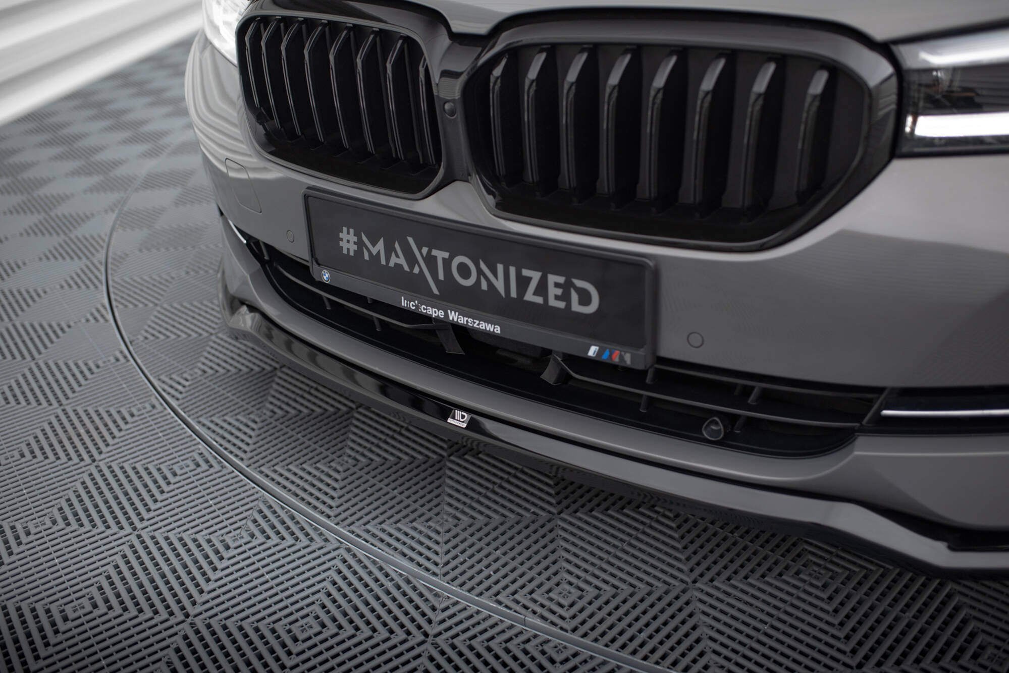 Front Splitter V.2 BMW 5 G30 / G31 Facelift - Image 3