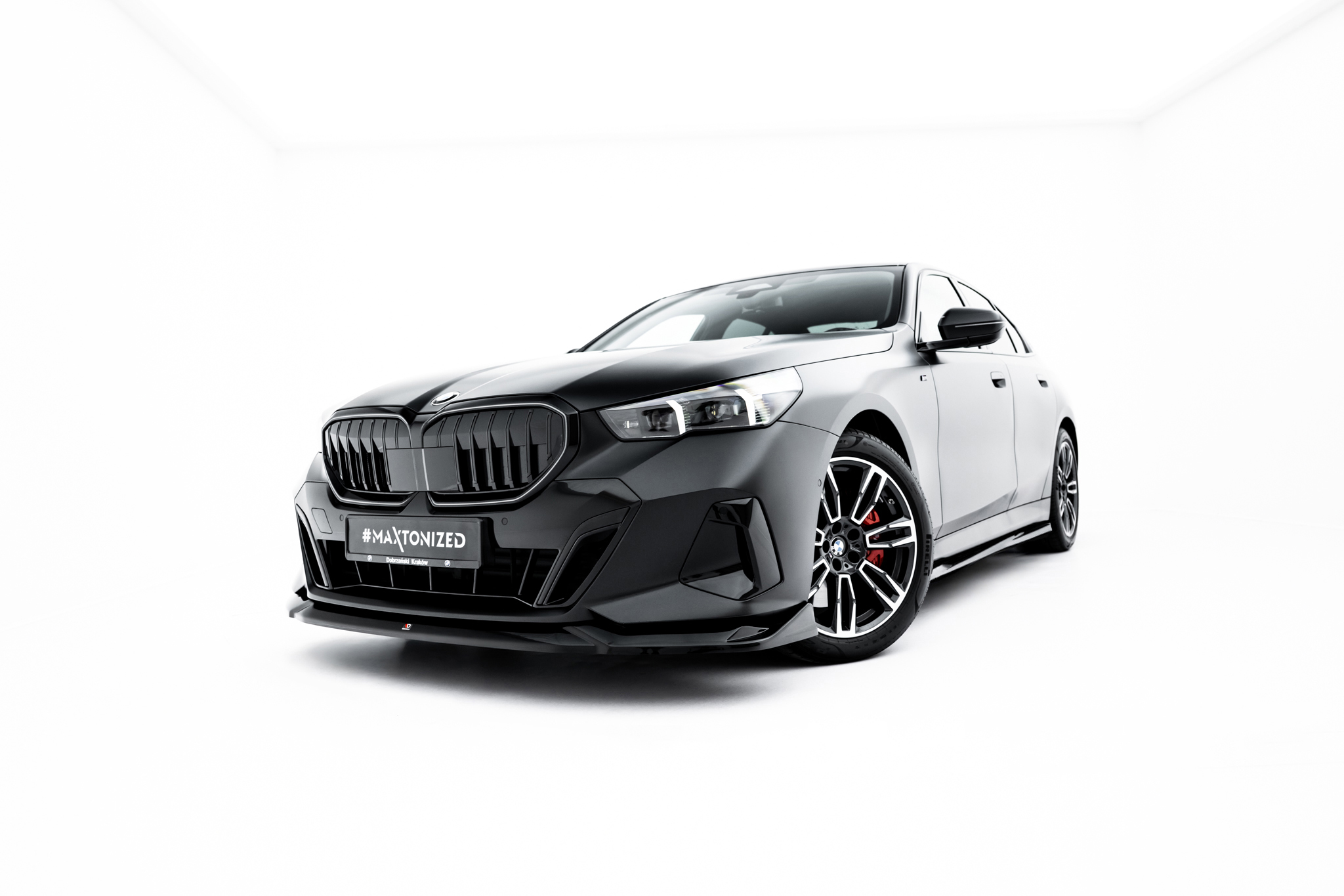 Front Splitter V.2 BMW 5 / i5 M-Pack G60 - Image 3