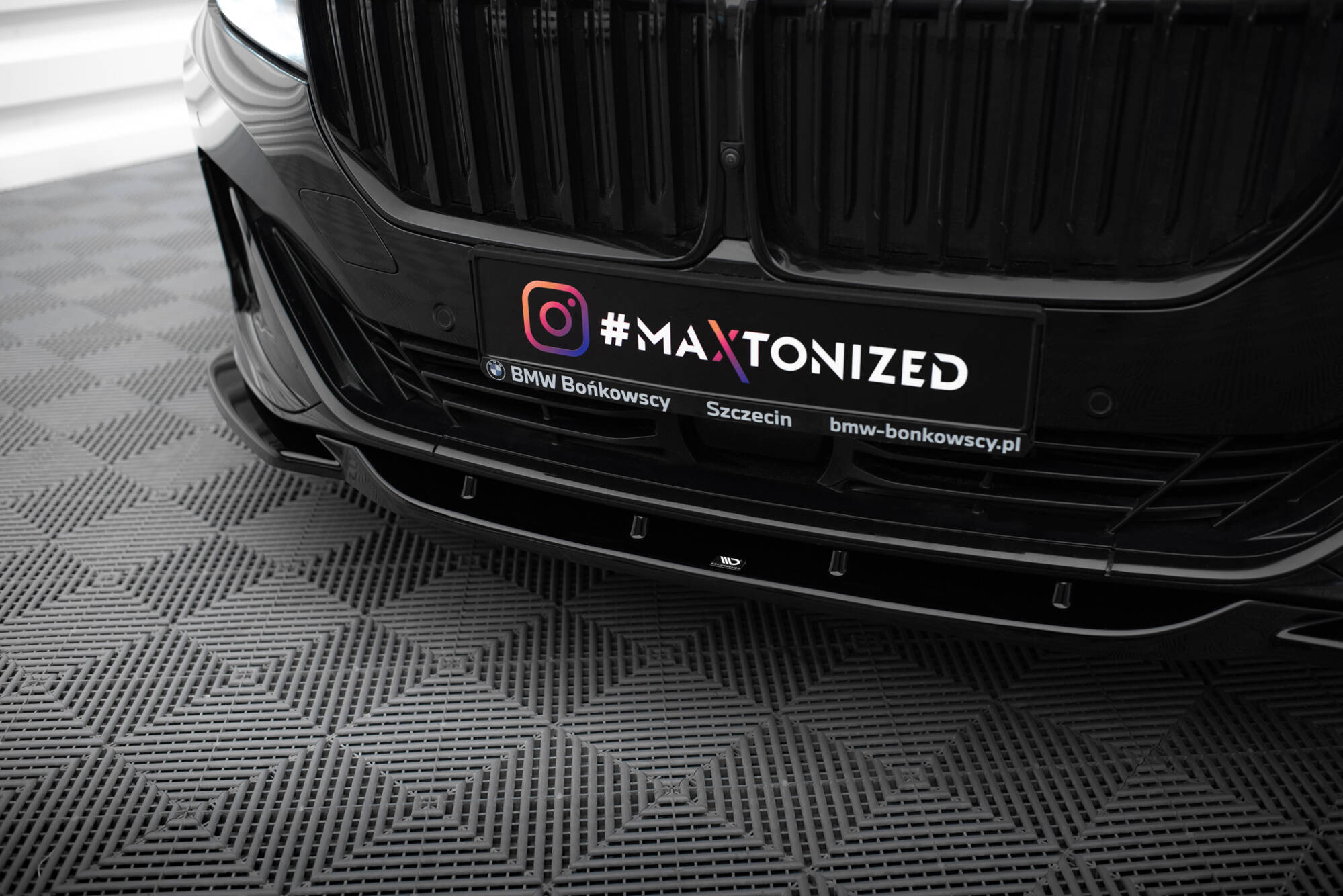 Front Splitter V.2 BMW 7 G11 / G12 Facelift - Image 3