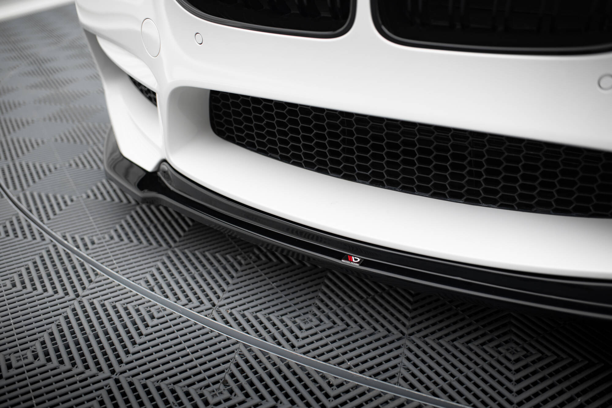Front Splitter V.2 BMW M6 Gran Coupe / Coupe / Cabriolet F06 / F13 / F12 - Image 2