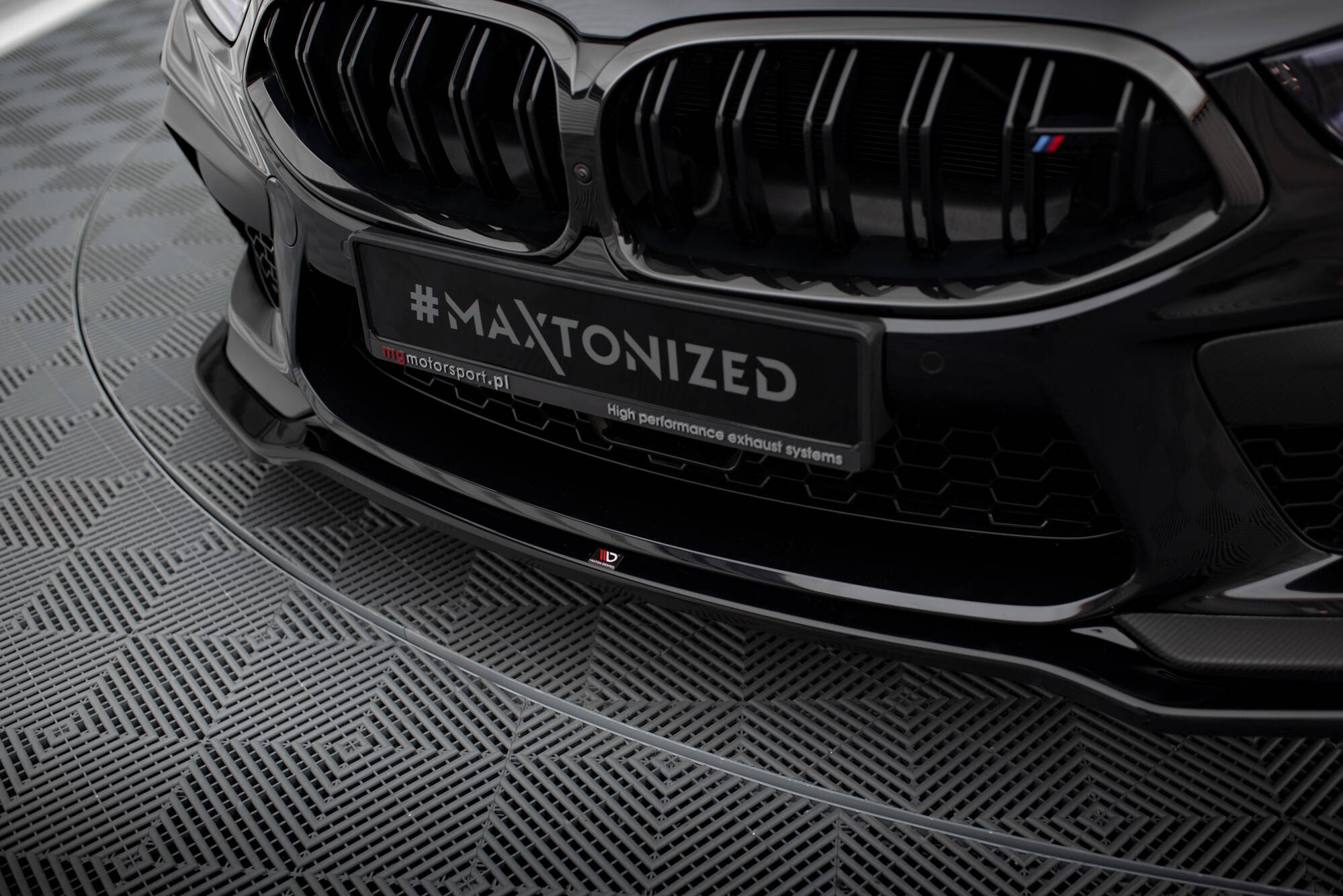 Front Splitter V.2 BMW M8 Gran Coupe F93 / Coupe F92 - Image 3