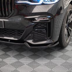 Alternative view of Front Splitter V.2 BMW X7 M-Pack G07